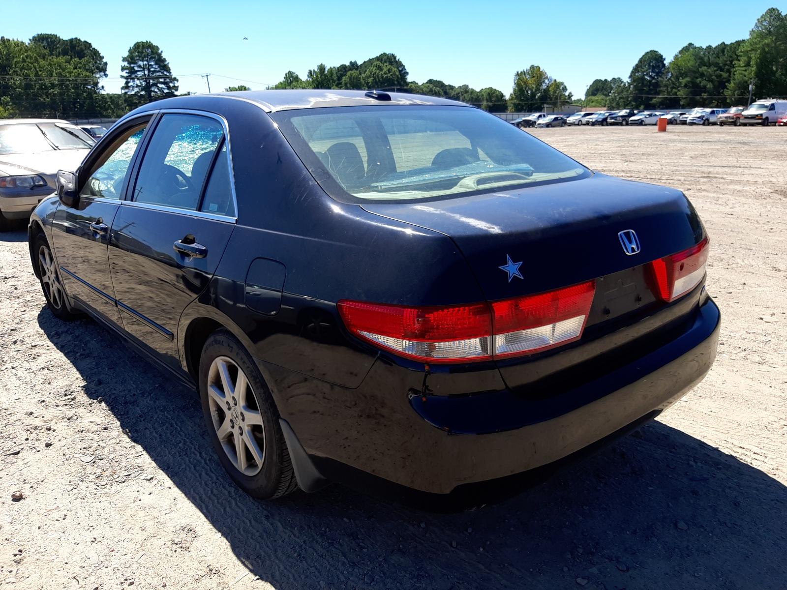 Photo 3 from auction – 2004 HONDA ACCORD EX with VIN 1HGCM66564A006264