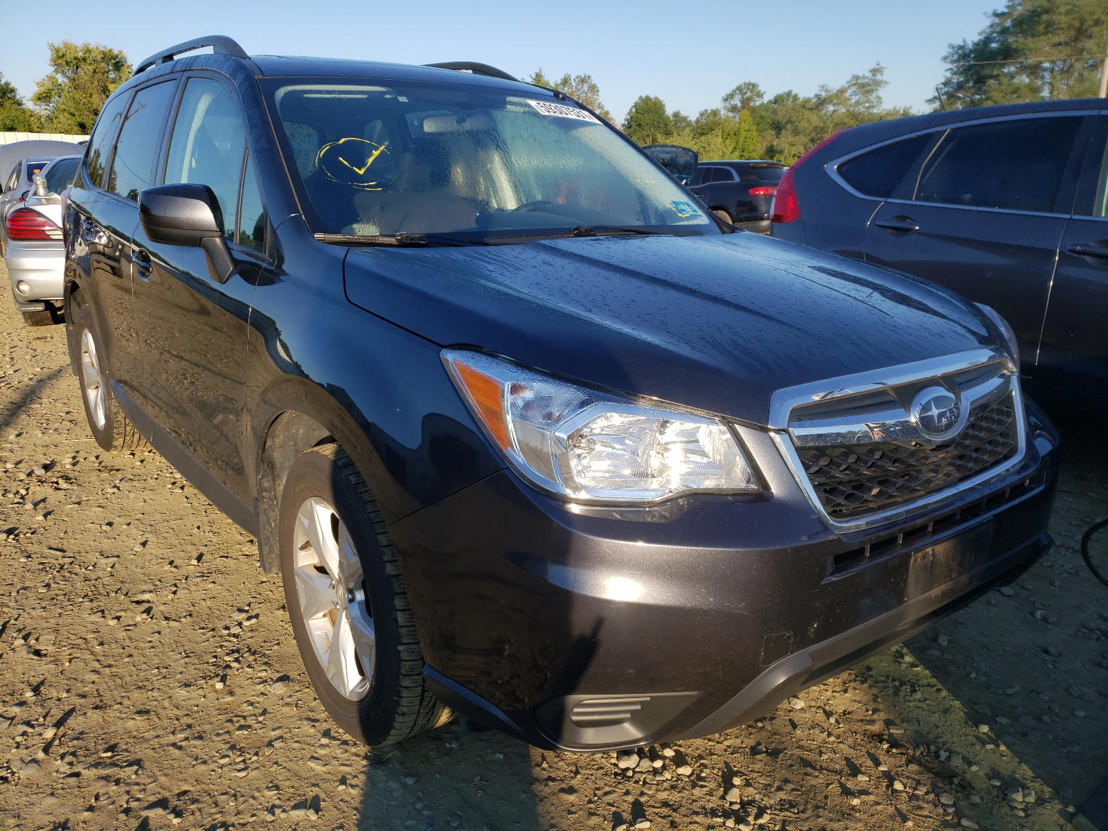 SUBARU FORESTER 2 2015 with VIN JF2SJADC8FH836795 - Photo from auction