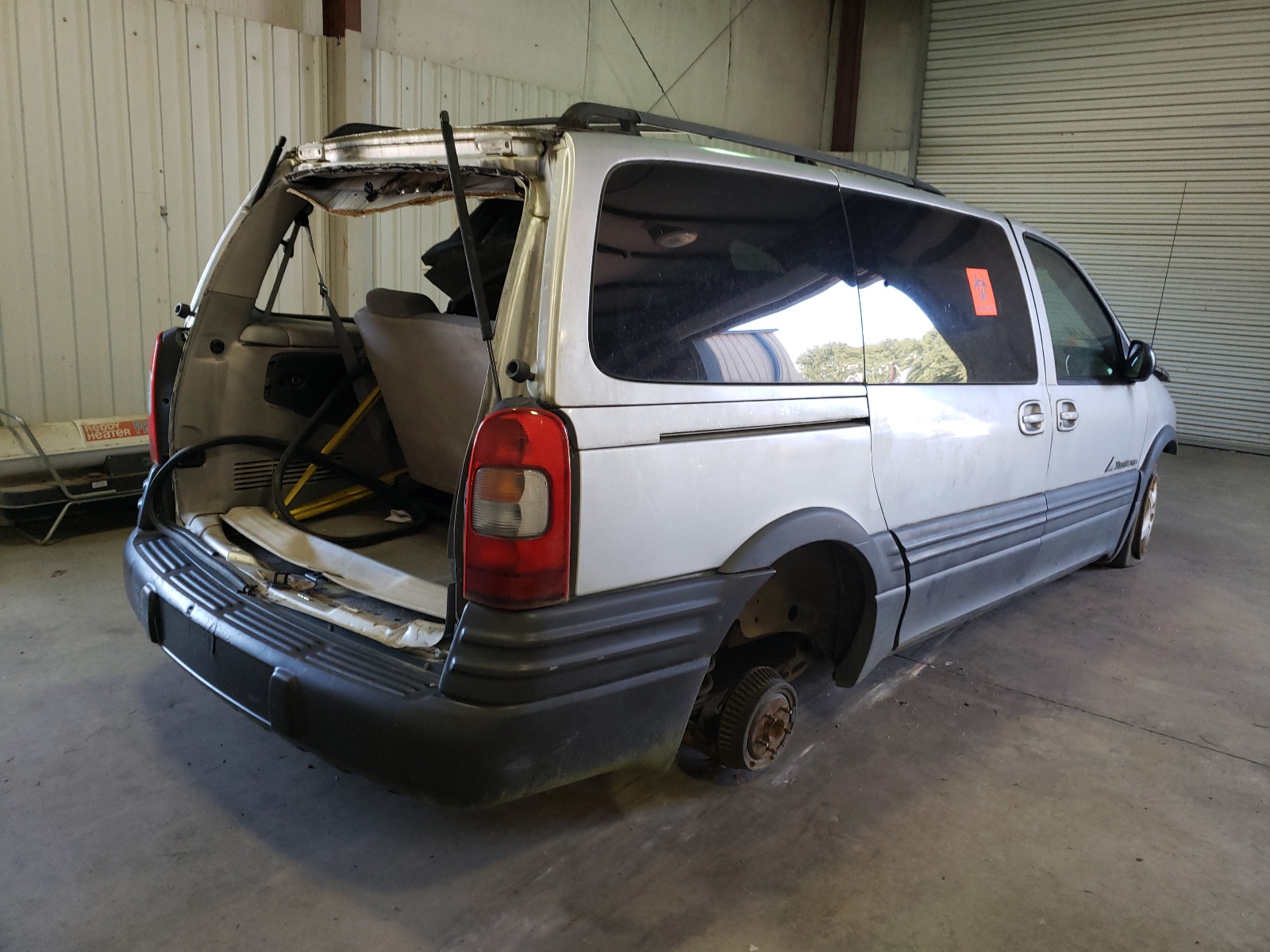 Photo 4 from auction – 2003 PONTIAC MONTANA with VIN 1GMDX03E53D302719