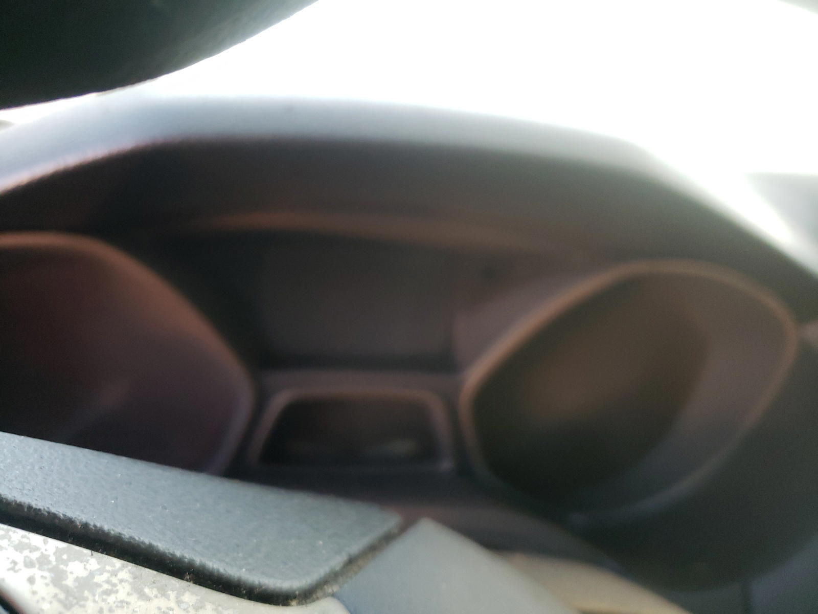 Photo 8 from auction – 2014 FORD FOCUS SE with VIN 1FADP3F27EL249513