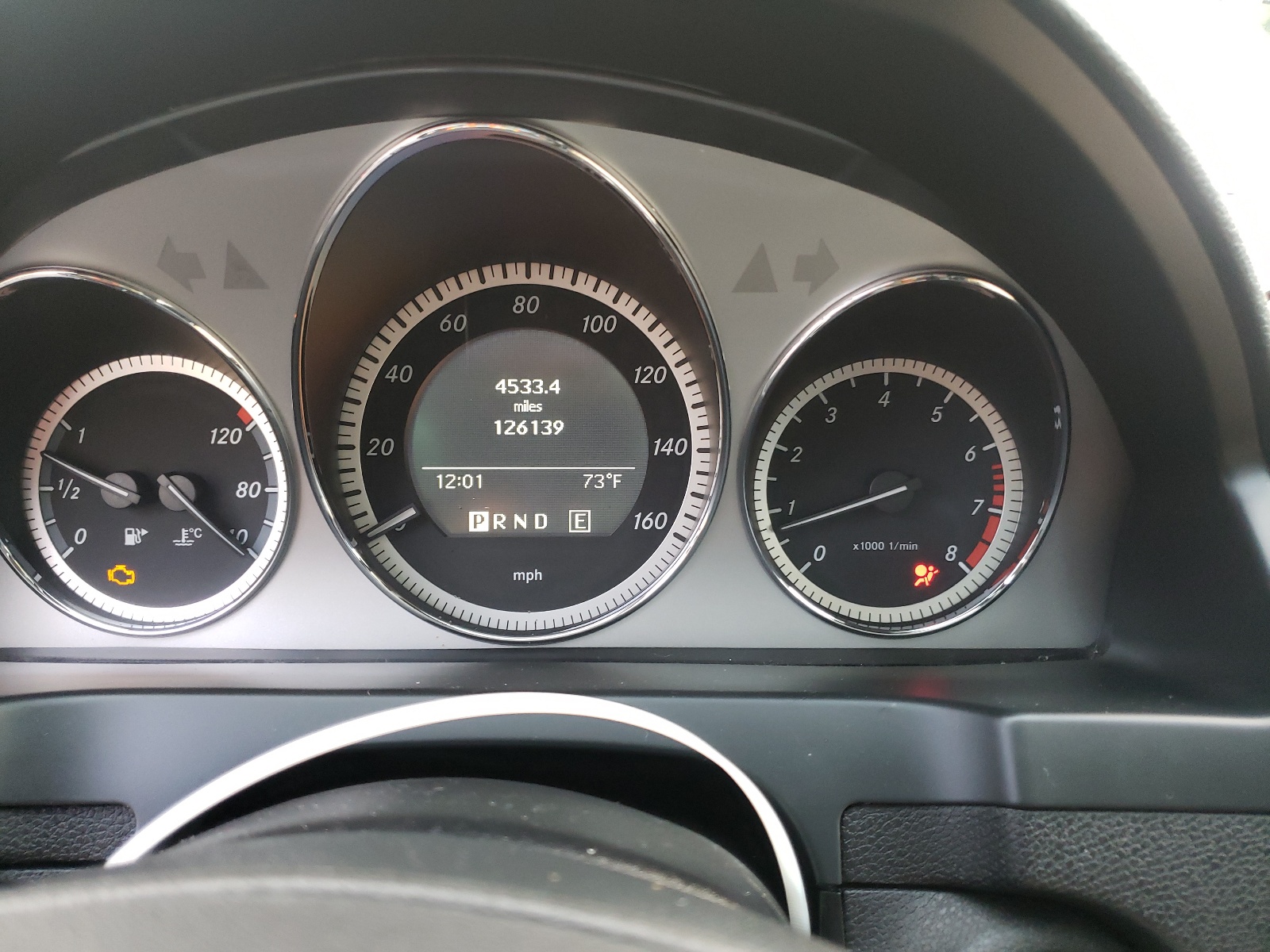 Photo 8 from auction – 2011 MERCEDES-BENZ C 300 4MAT with VIN WDDGF8BB3BR181531