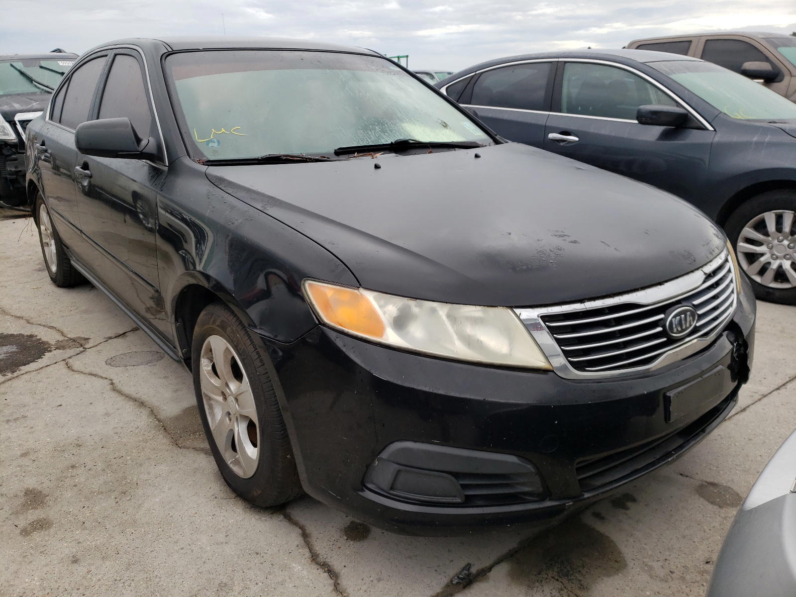 KIA OPTIMA LX 2009 with VIN KNAGE228295308945 - Photo from auction