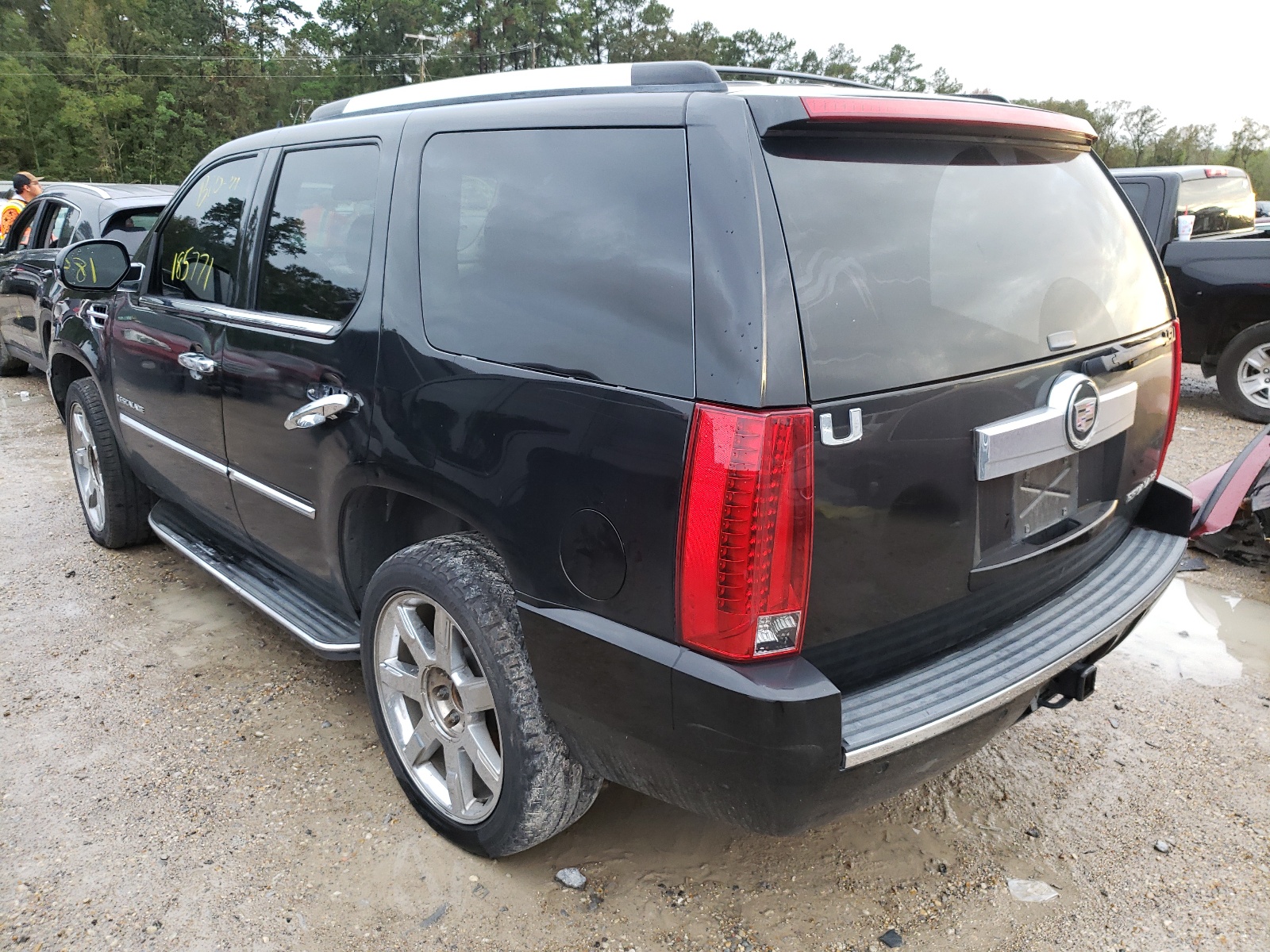 Photo 3 from auction – 2007 CADILLAC ESCALADE L with VIN 1GYEC63887R412507