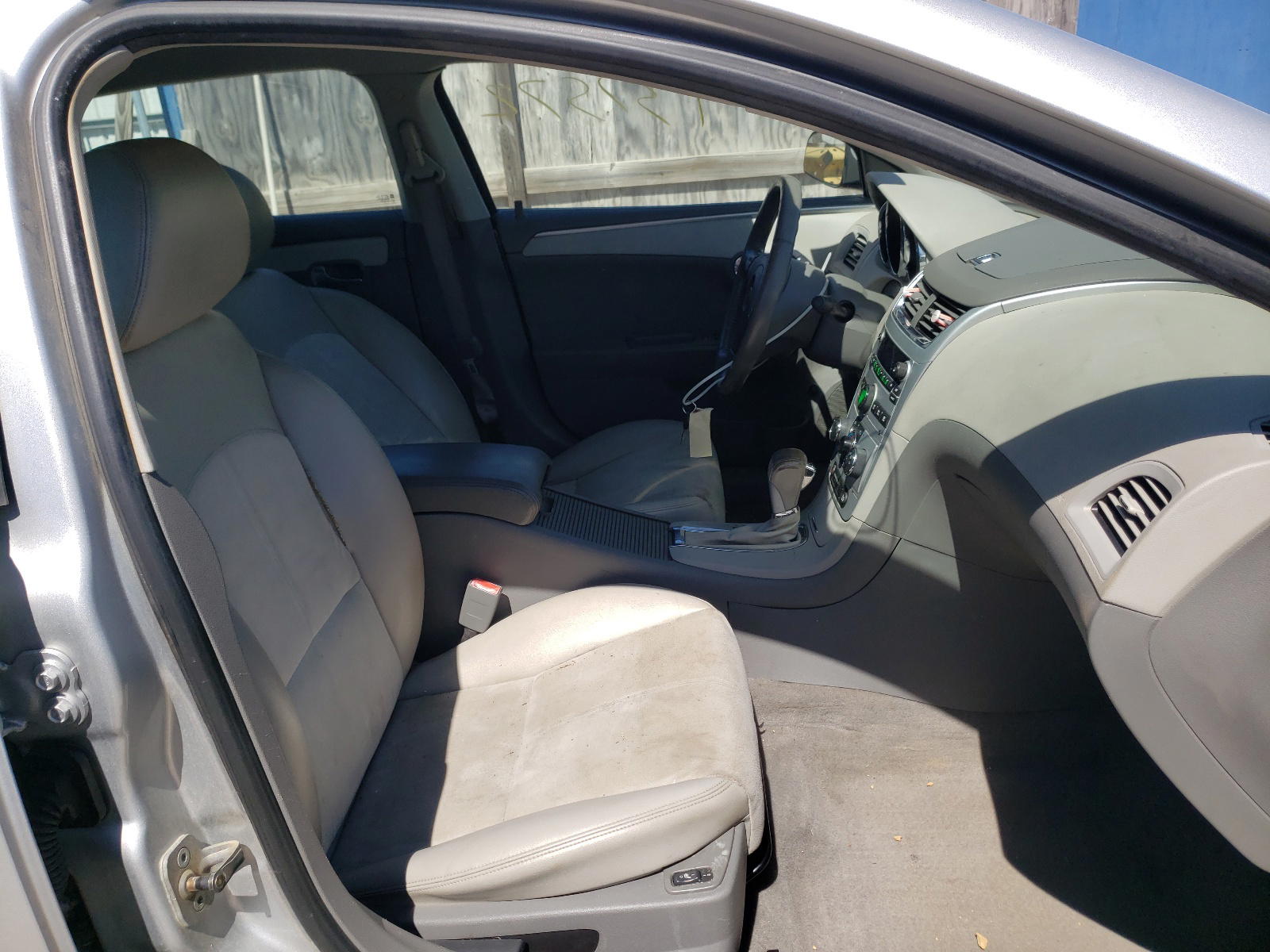 Photo 5 from auction – 2011 CHEVROLET MALIBU 2LT with VIN 1G1ZD5E77BF106064