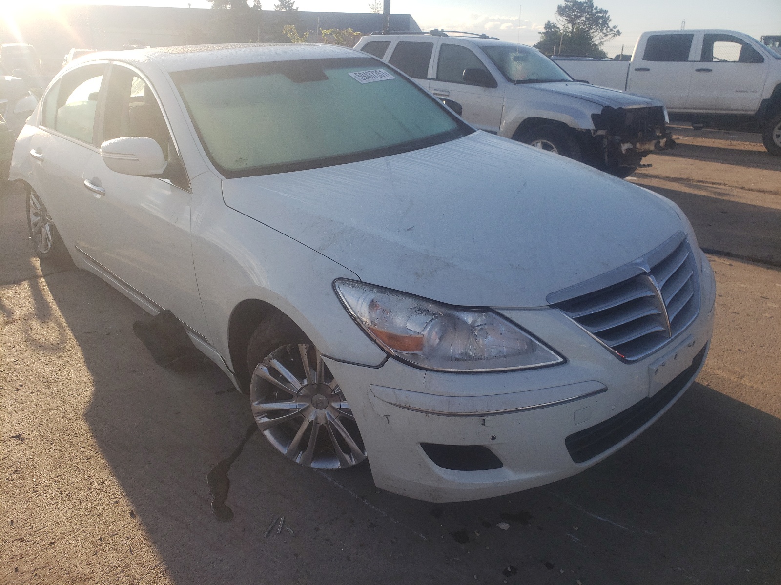 Photo 1 from auction – 2009 HYUNDAI GENESIS 4. with VIN KMHGC46F89U047240