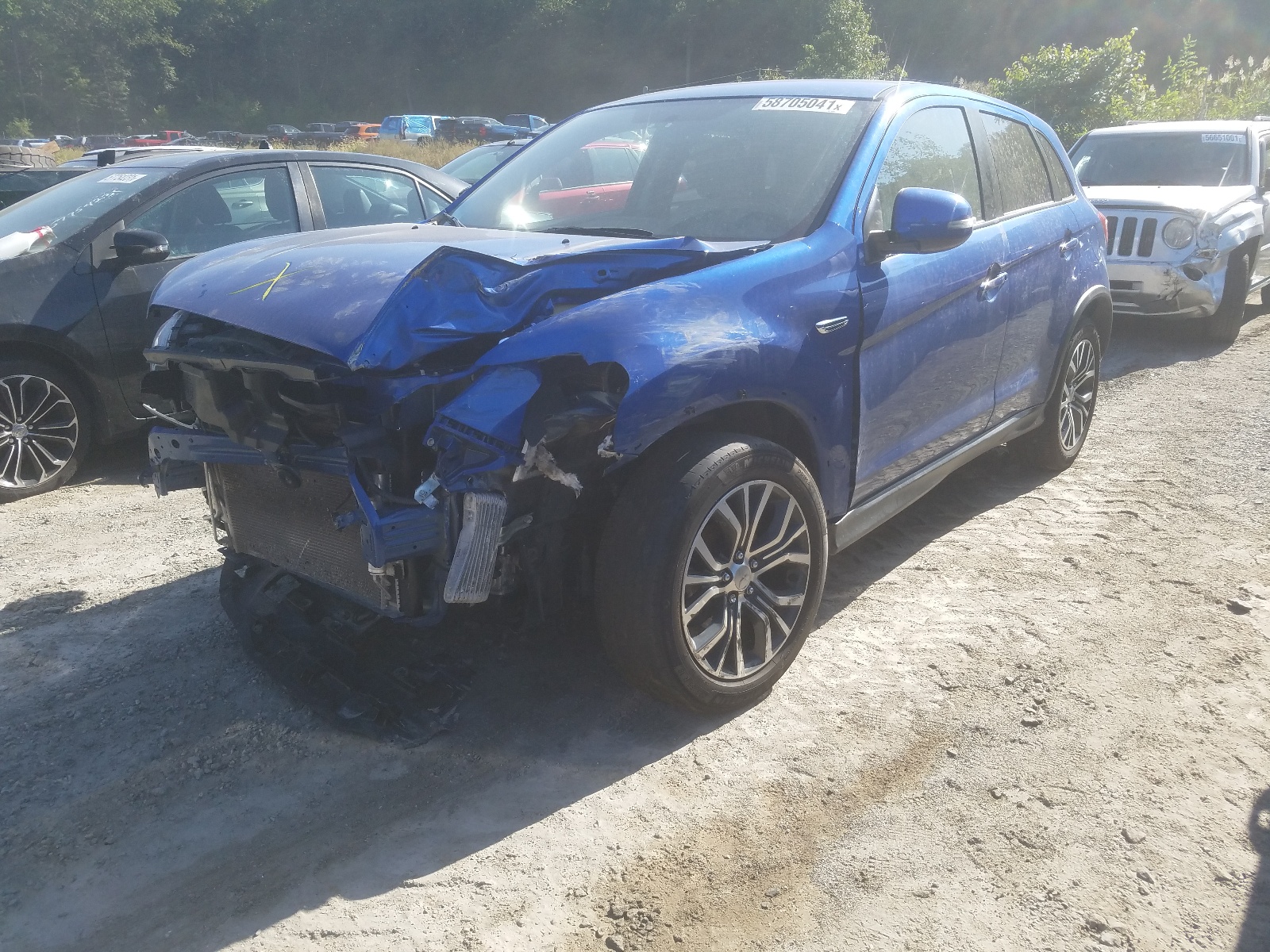 Photo 2 from auction – 2019 MITSUBISHI OUTLANDER with VIN JA4AP3AUXKU014464
