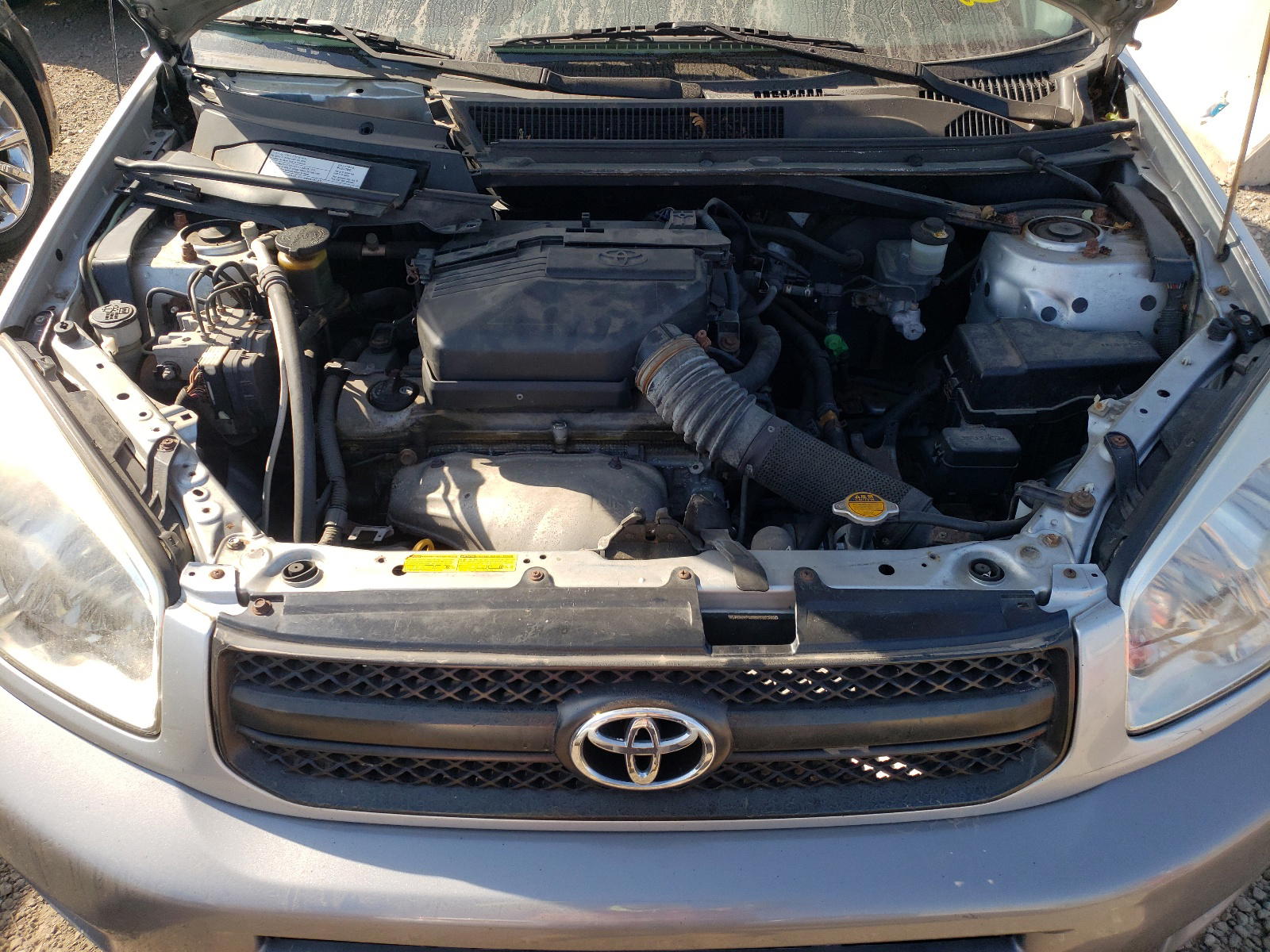 Photo 7 from auction – 2004 TOYOTA RAV4 with VIN JTEGD20V640001617