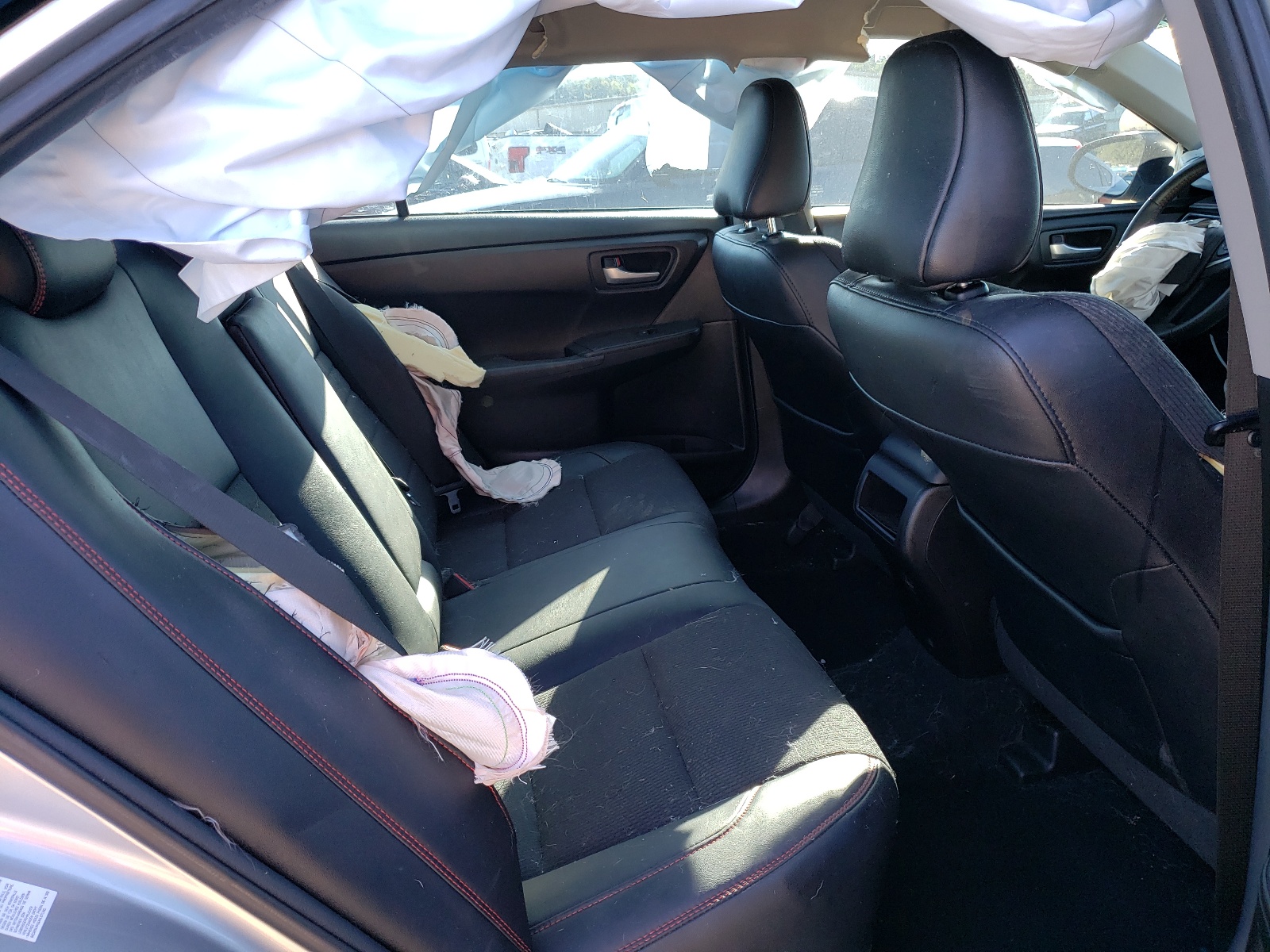 Photo 6 from auction – 2017 TOYOTA CAMRY LE with VIN 4T1BF1FK3HU428859