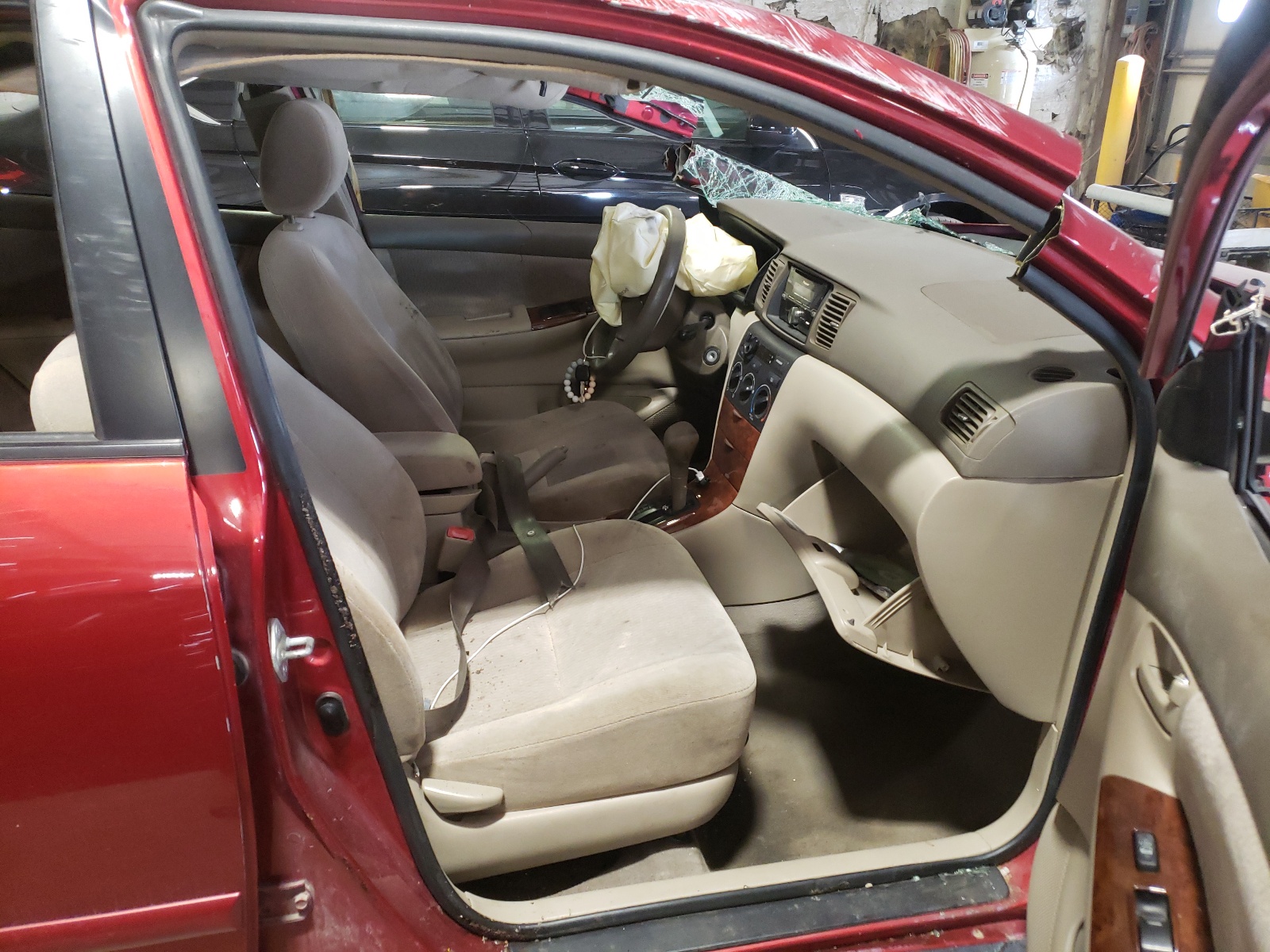 Photo 5 from auction – 2006 TOYOTA COROLLA CE with VIN JTDBR32E360075163