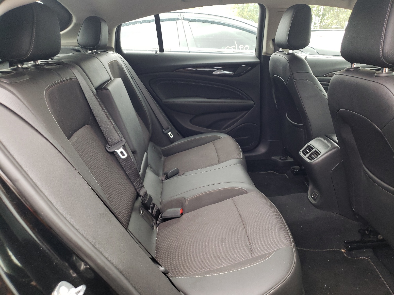 Photo 6 from auction – 2019 BUICK REGAL PREF with VIN W04GM6SX6K1071372