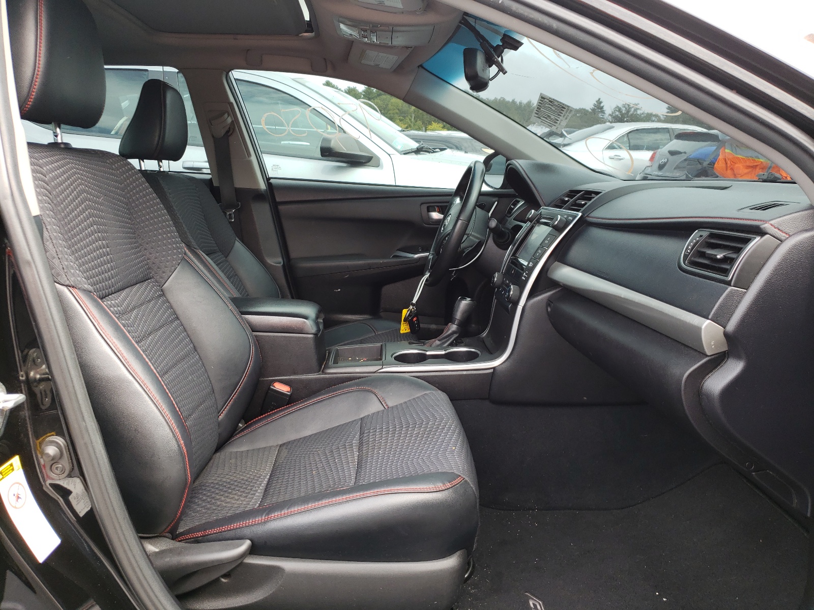 Photo 5 from auction – 2015 TOYOTA CAMRY LE with VIN 4T1BF1FK1FU059397