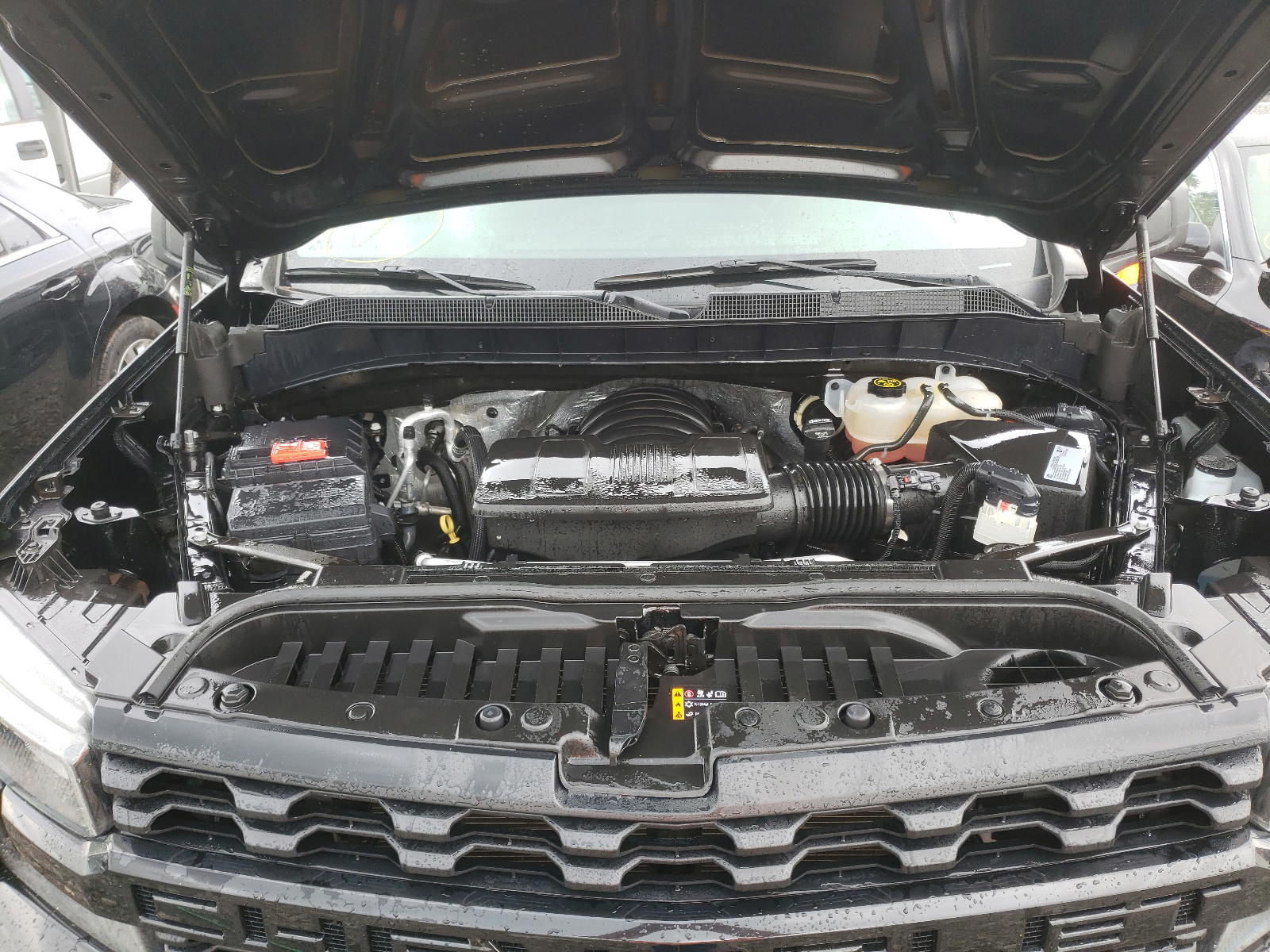 Photo 7 from auction – 2019 CHEVROLET SILVERADO with VIN 1GCPYCEFXKZ348747