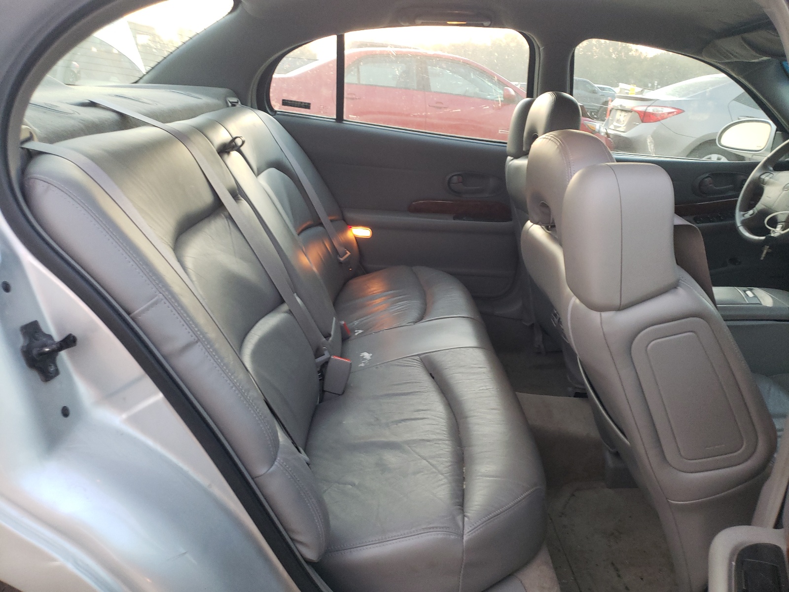 Photo 6 from auction – 2000 BUICK LESABRE LI with VIN 1G4HR54K1YU352764