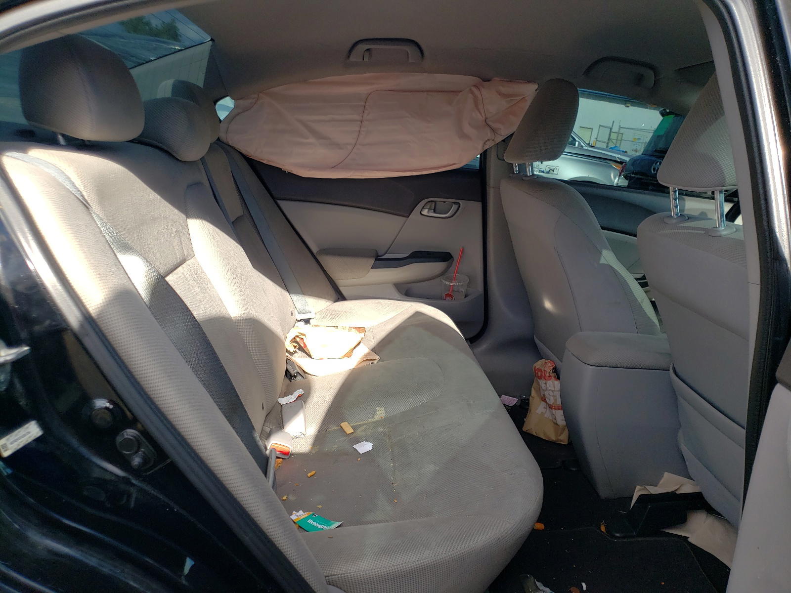 Photo 6 from auction – 2012 HONDA CIVIC LX with VIN 19XFB2F57CE051736