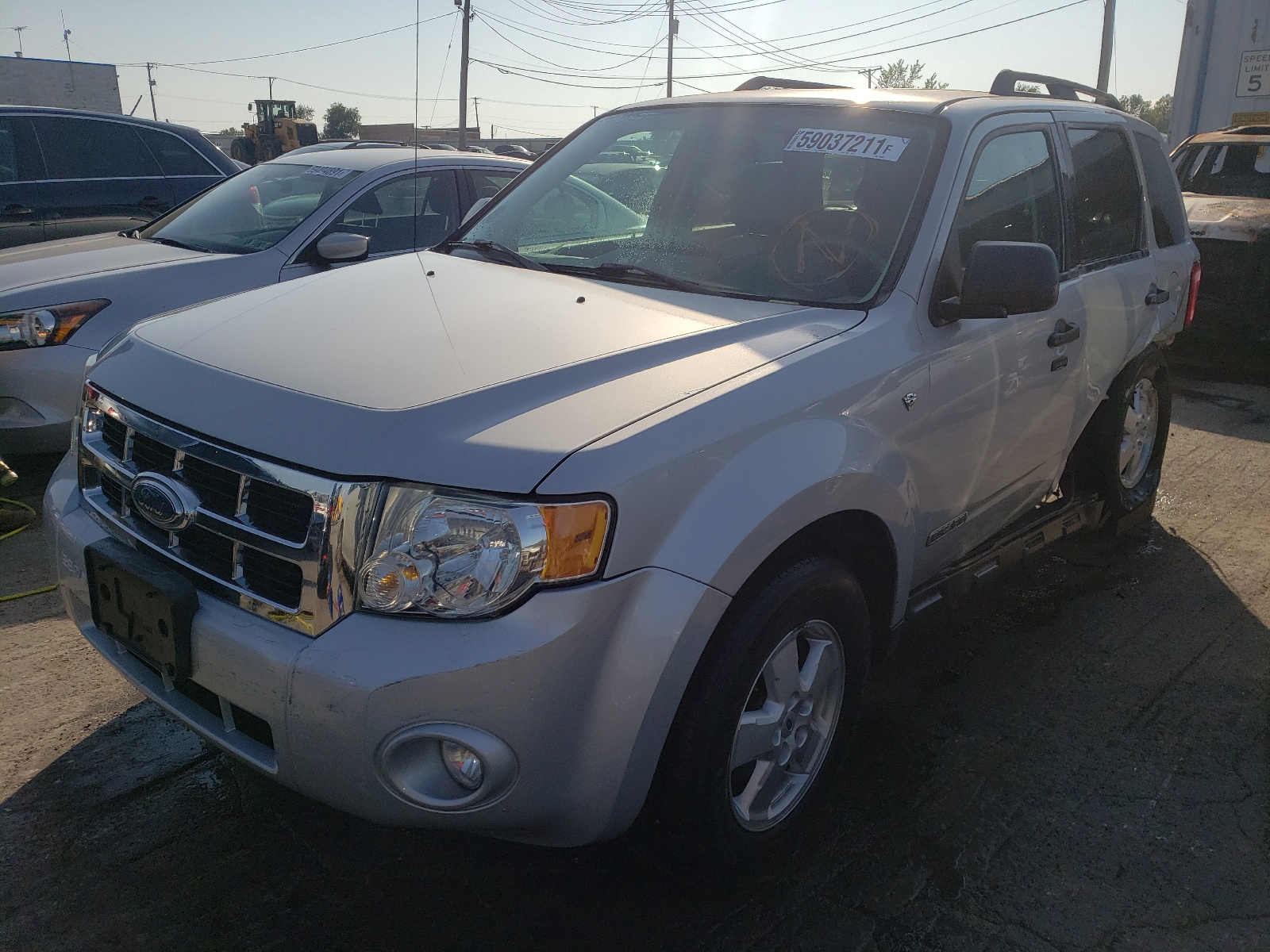 Photo 2 from auction – 2008 FORD ESCAPE XLT with VIN 1FMCU03128KB12834