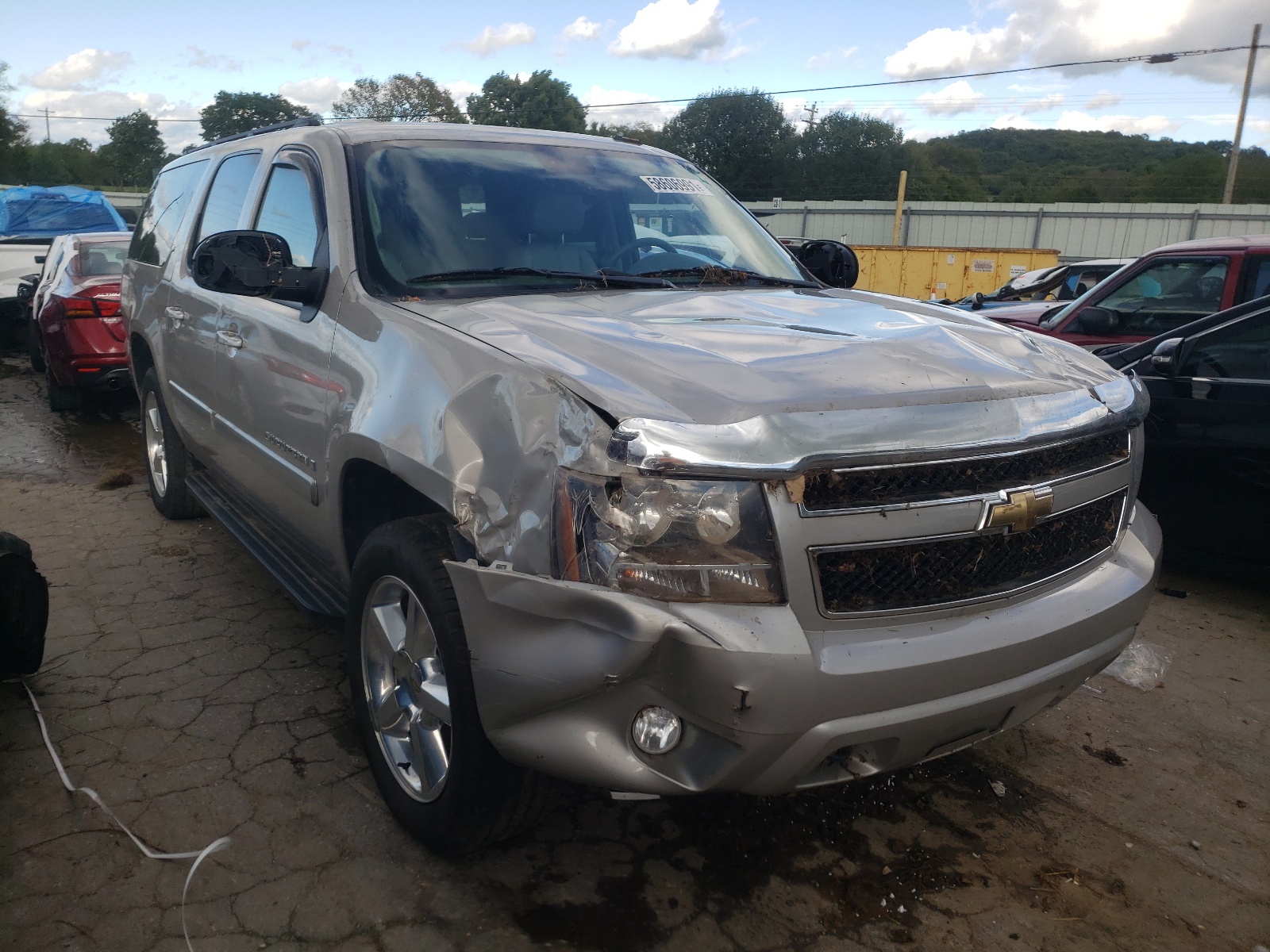 CHEVROLET SUBURBAN K 2008 with VIN 1GNFK16388J206904 - Photo from auction