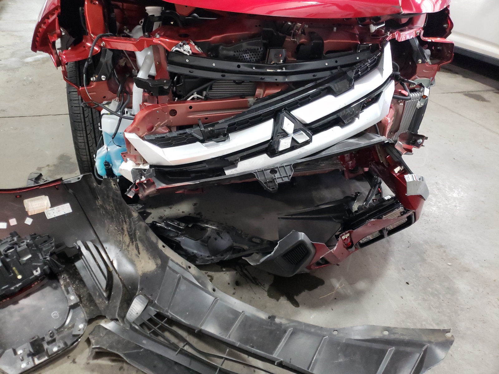Photo 9 from auction – 2020 MITSUBISHI OUTLANDER with VIN JA4AR3AU5LU001696