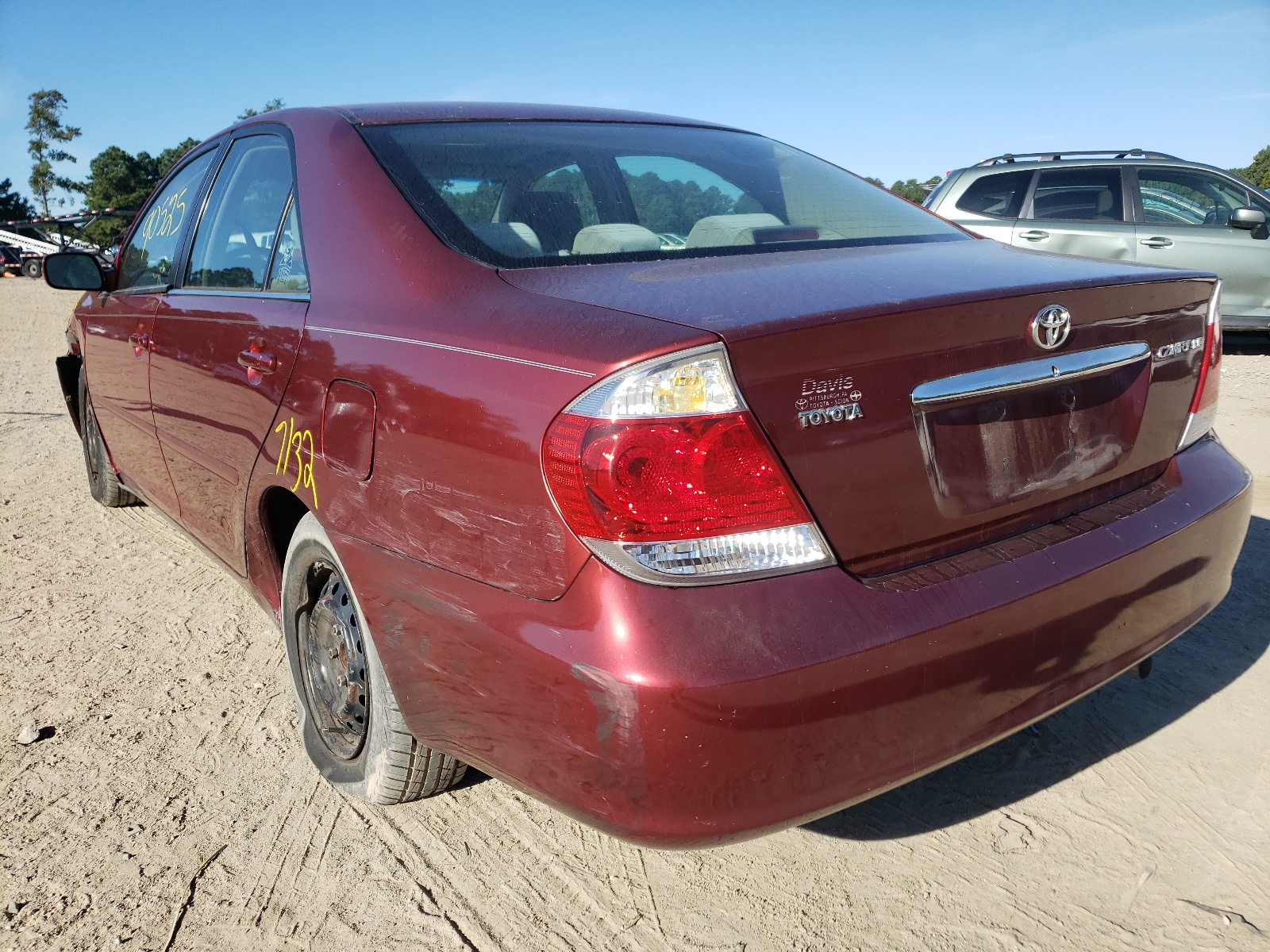 Photo 3 from auction – 2005 TOYOTA CAMRY LE with VIN 4T1BE30K05U387500