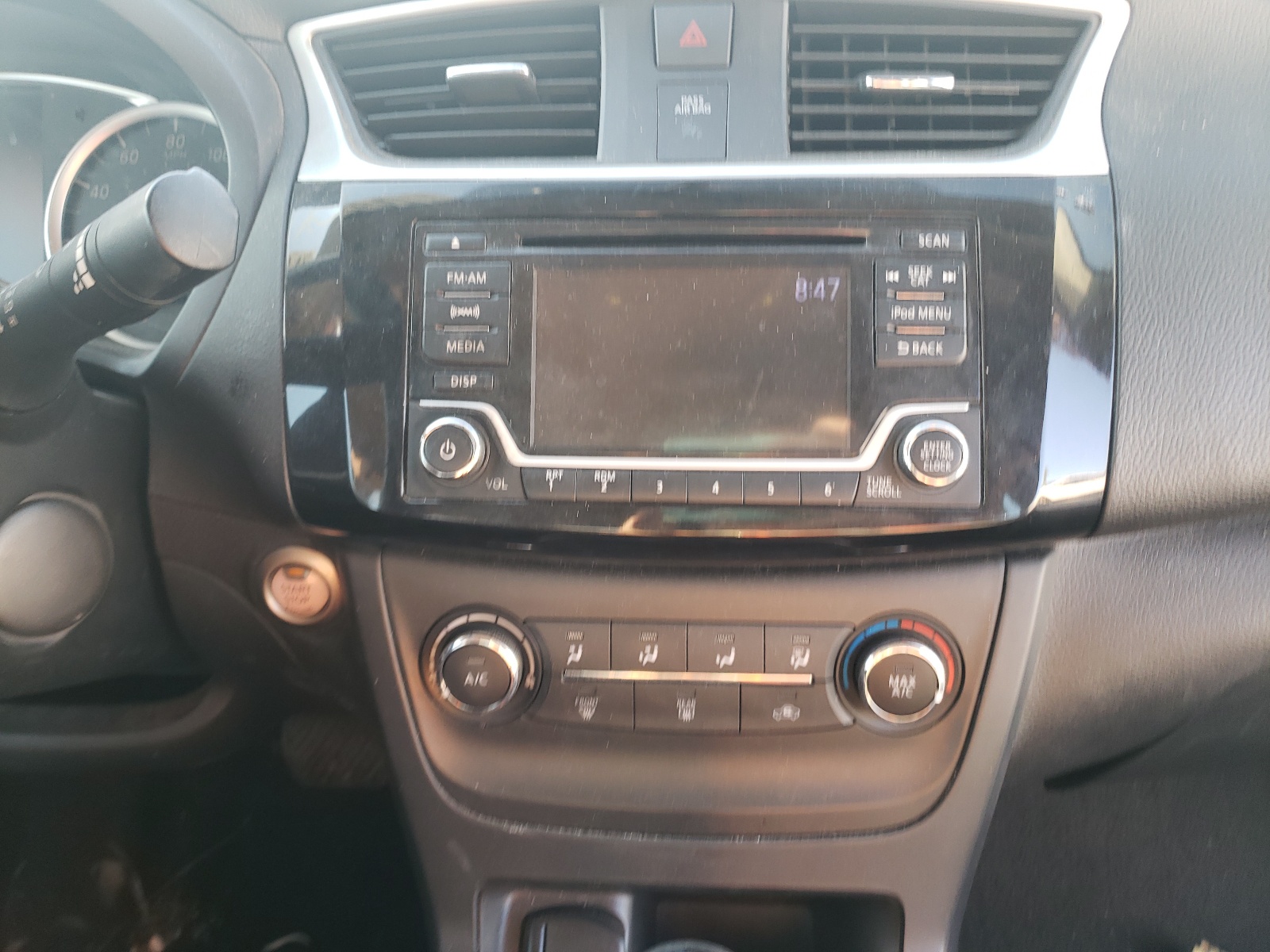 Photo 9 from auction – 2017 NISSAN SENTRA S with VIN 3N1AB7AP1HY358103