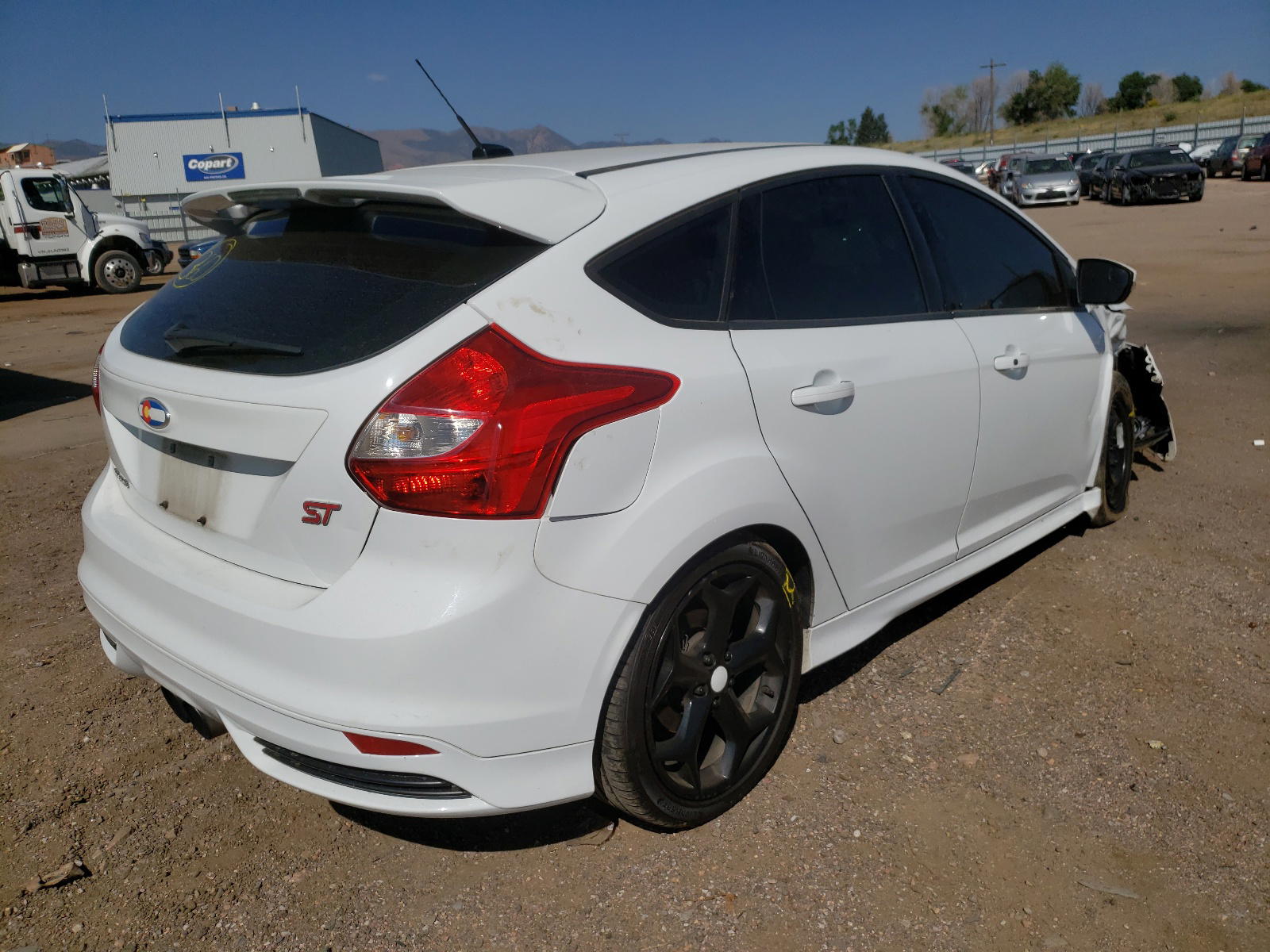 Photo 4 from auction – 2014 FORD FOCUS ST with VIN 1FADP3L97EL212463