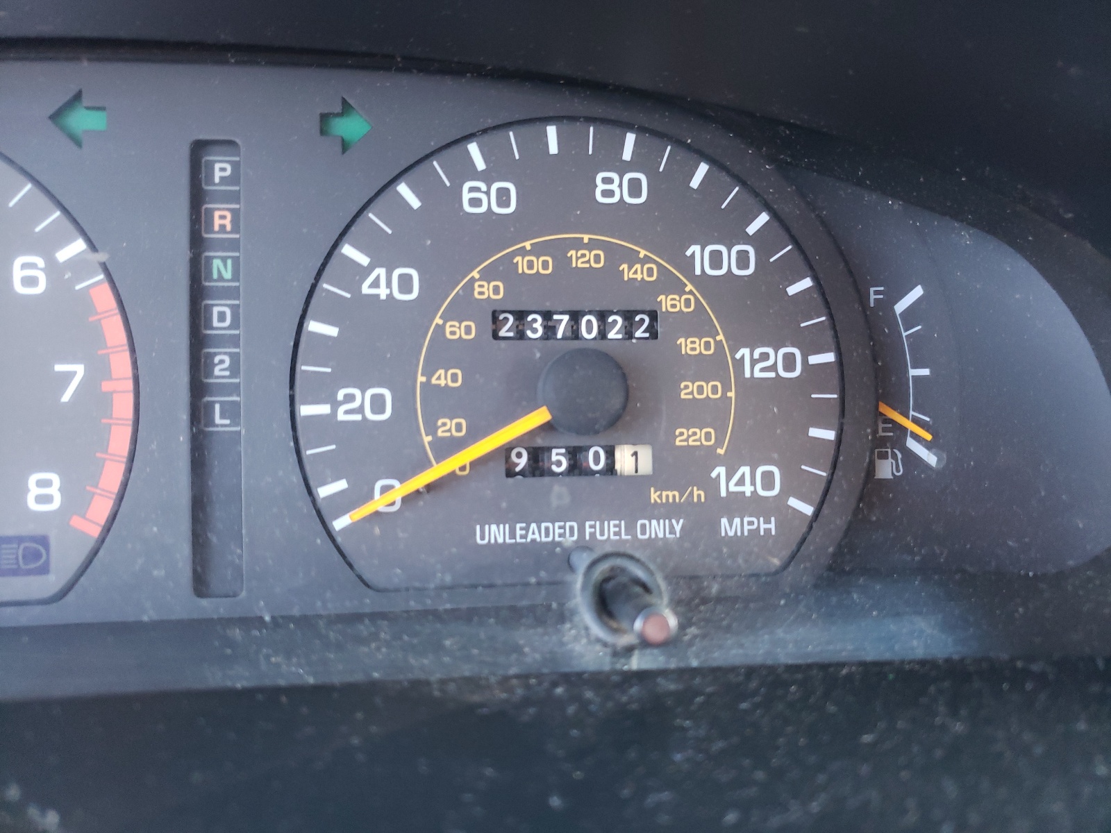 Photo 8 from auction – 1994 TOYOTA CAMRY with VIN 4T1SK12EXRU463573
