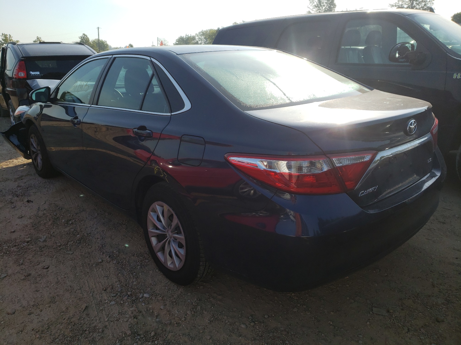 Photo 3 from auction – 2015 TOYOTA CAMRY LE with VIN 4T4BF1FK4FR463025