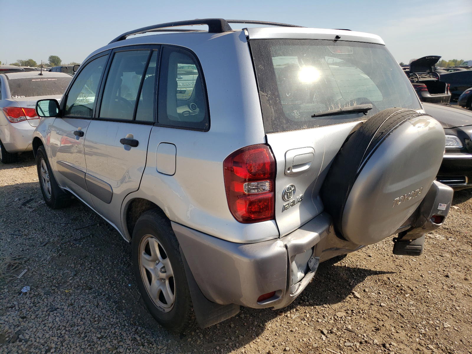 Photo 3 from auction – 2004 TOYOTA RAV4 with VIN JTEGD20V640001617