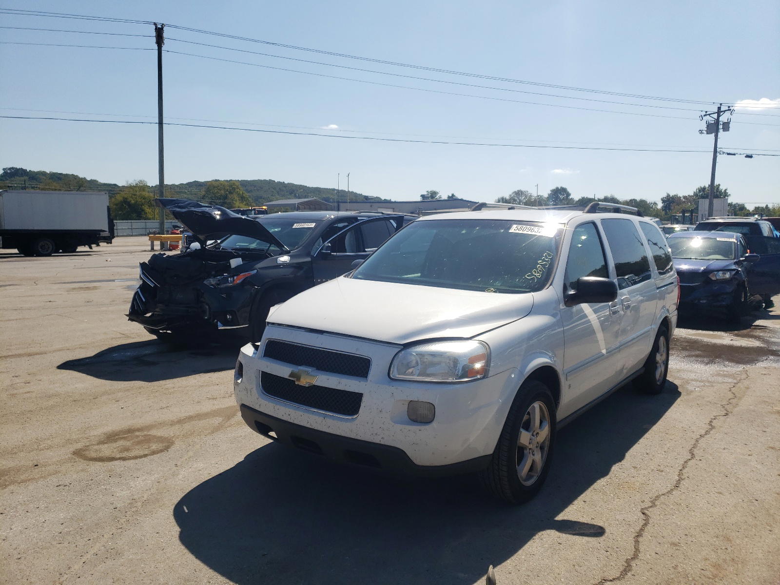Photo 2 from auction – 2007 CHEVROLET UPLANDER L with VIN 1GNDV33177D217404