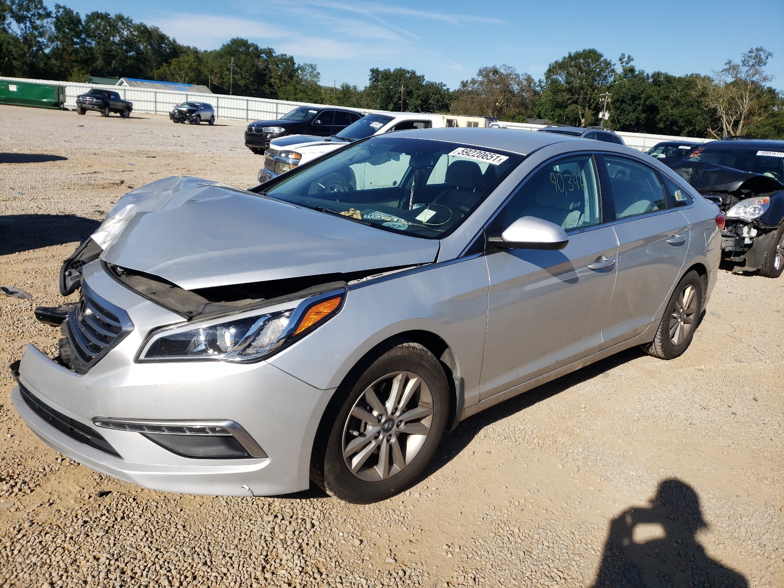 Photo 2 from auction – 2015 HYUNDAI SONATA SE with VIN 5NPE24AF4FH161344