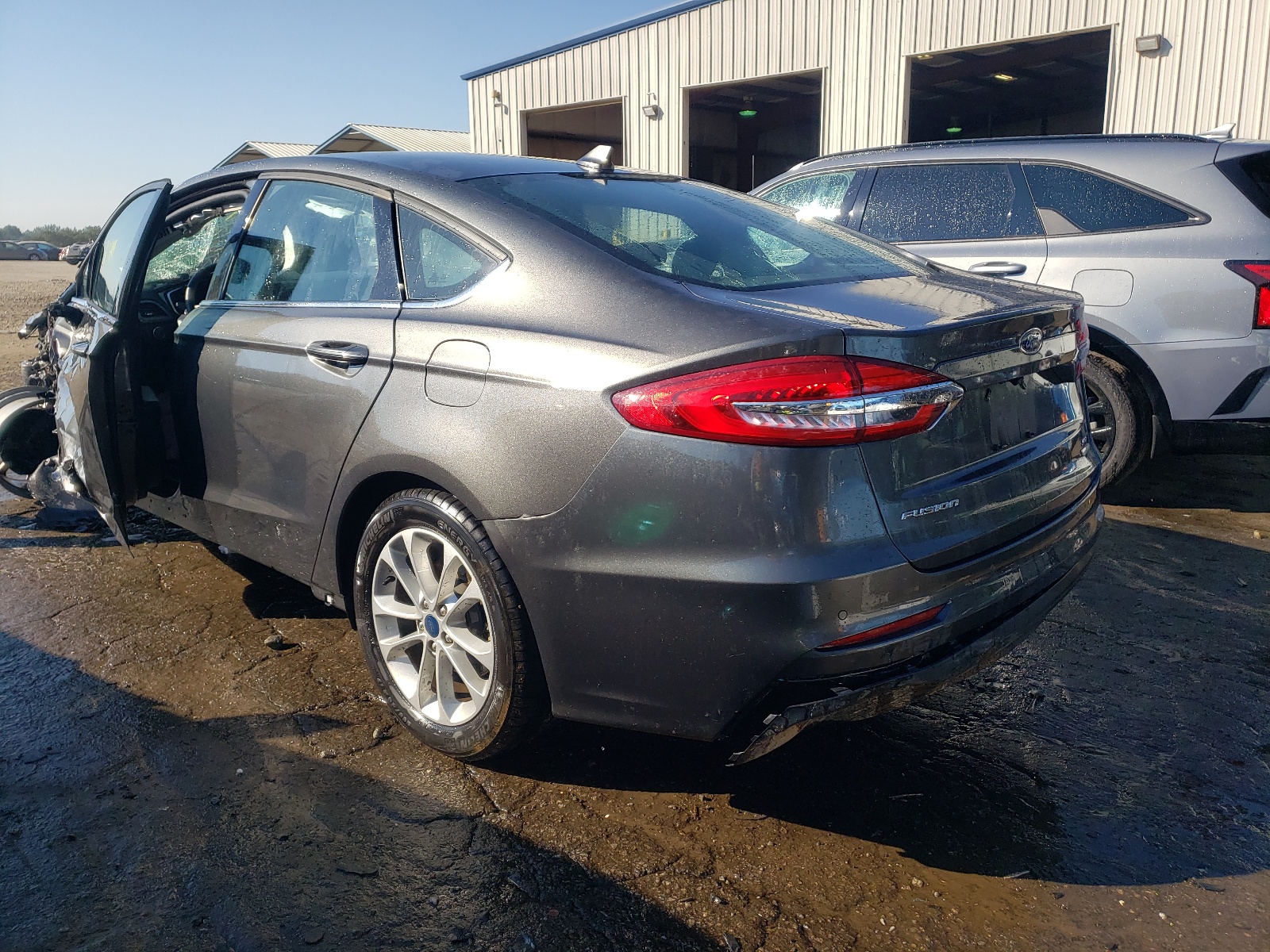 Photo 3 from auction – 2019 FORD FUSION SE with VIN 3FA6P0HD0KR277768