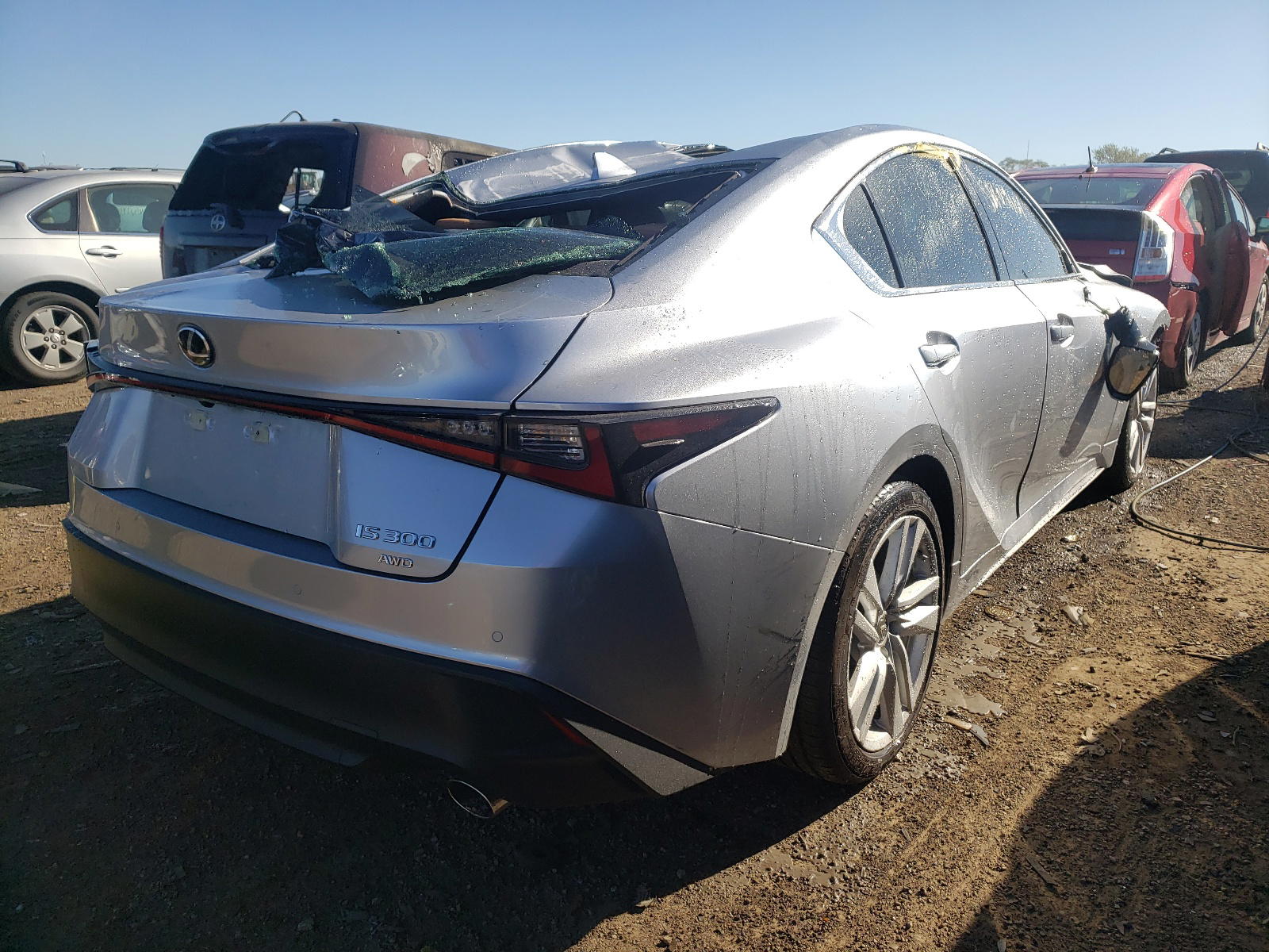 Photo 4 from auction – 2021 LEXUS IS 300 with VIN JTHC81F20M5046214
