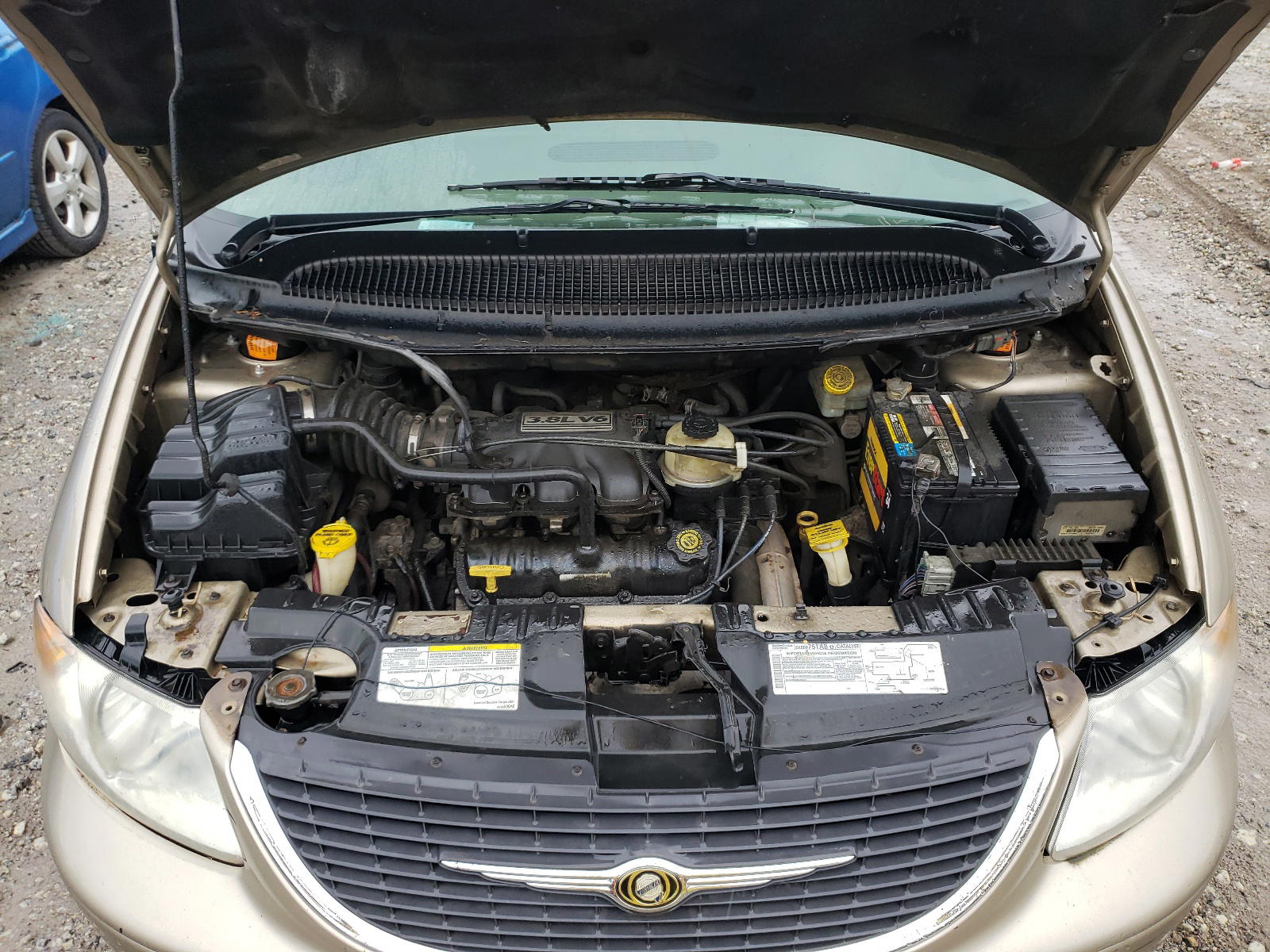 Photo 7 from auction – 2003 CHRYSLER TOWN & COU with VIN 2C4GP44L83R367115