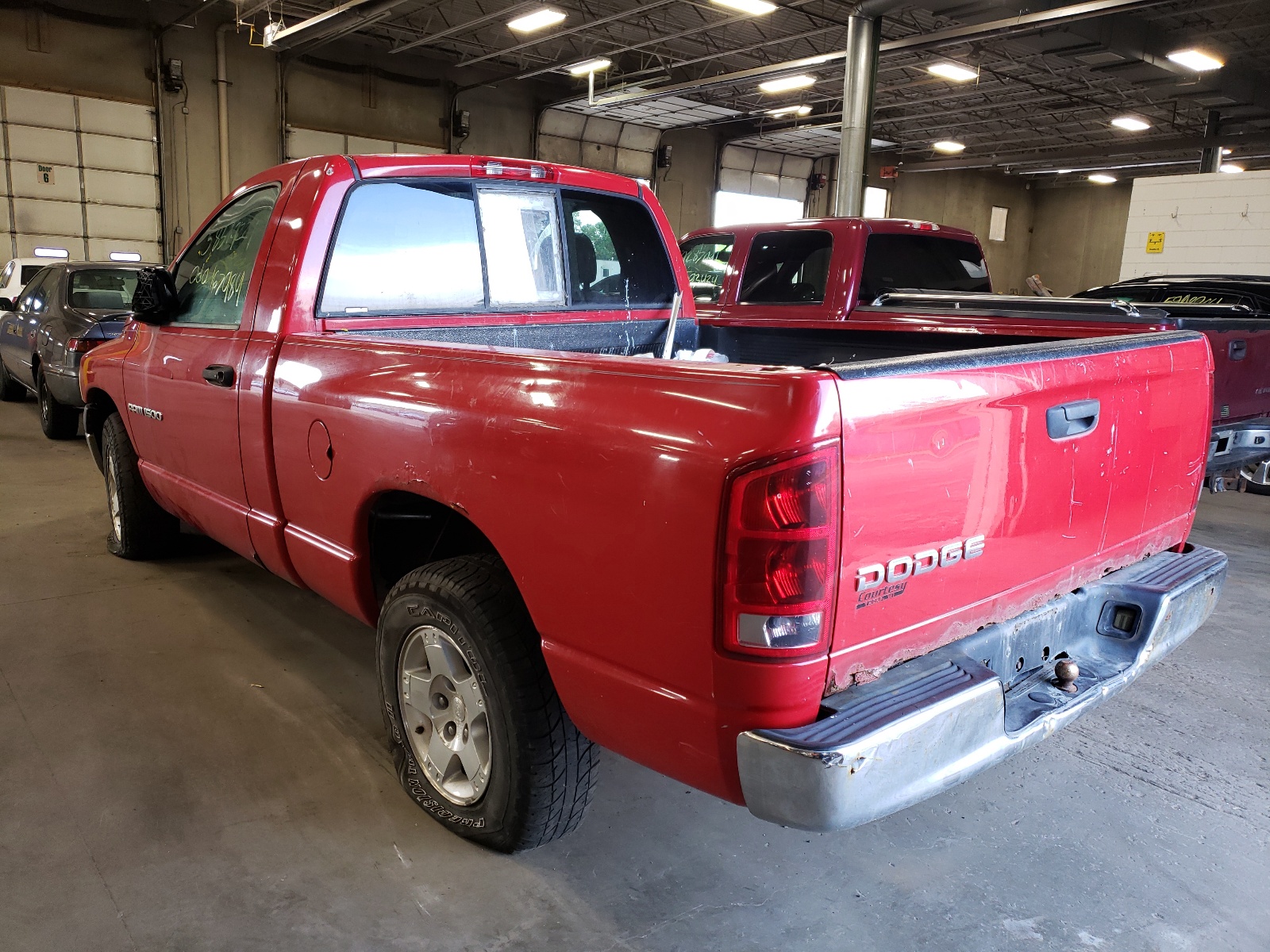Photo 3 from auction – 2004 DODGE RAM 1500 S with VIN 1D7HA16K54J202403