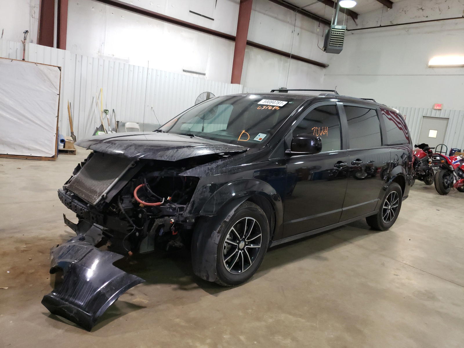 Photo 2 from auction – 2019 DODGE GRAND CARA with VIN 2C4RDGEG4KR631613