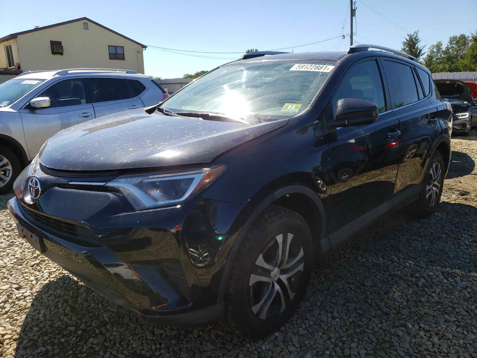 Photo 2 from auction – 2016 TOYOTA RAV4 LE with VIN 2T3BFREV5GW432962