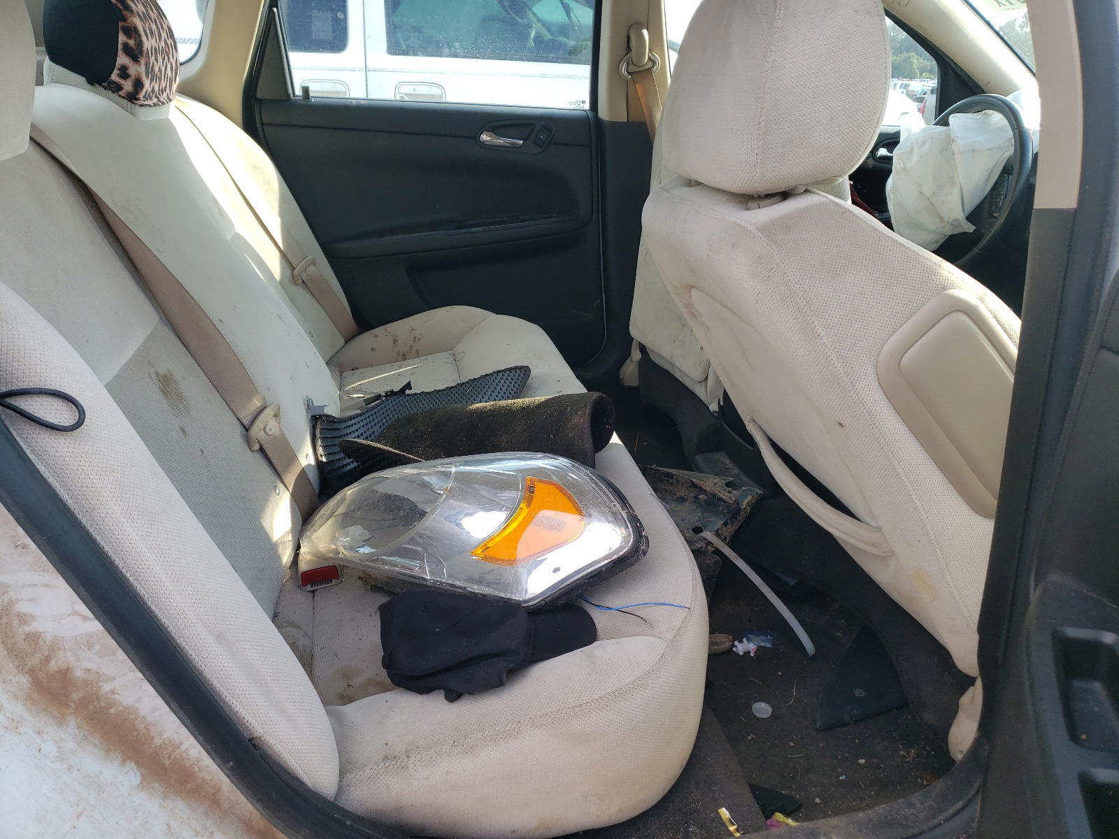 Photo 6 from auction – 2013 CHEVROLET IMPALA LS with VIN 2G1WF5E33D1105689