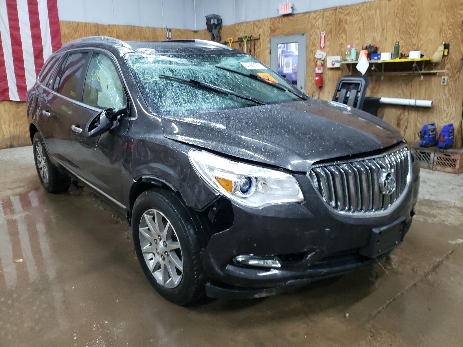 BUICK ENCLAVE 2017 with VIN 5GAKVBKD2HJ238543 - Photo from auction