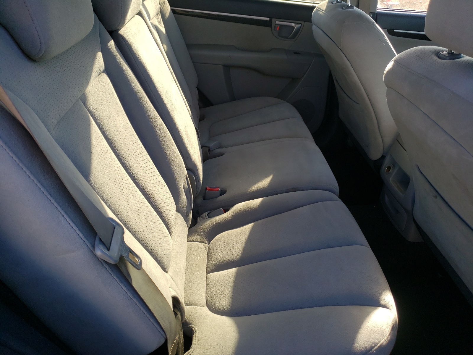Photo 6 from auction – 2008 HYUNDAI SANTA FE G with VIN 5NMSG13DX8H224218