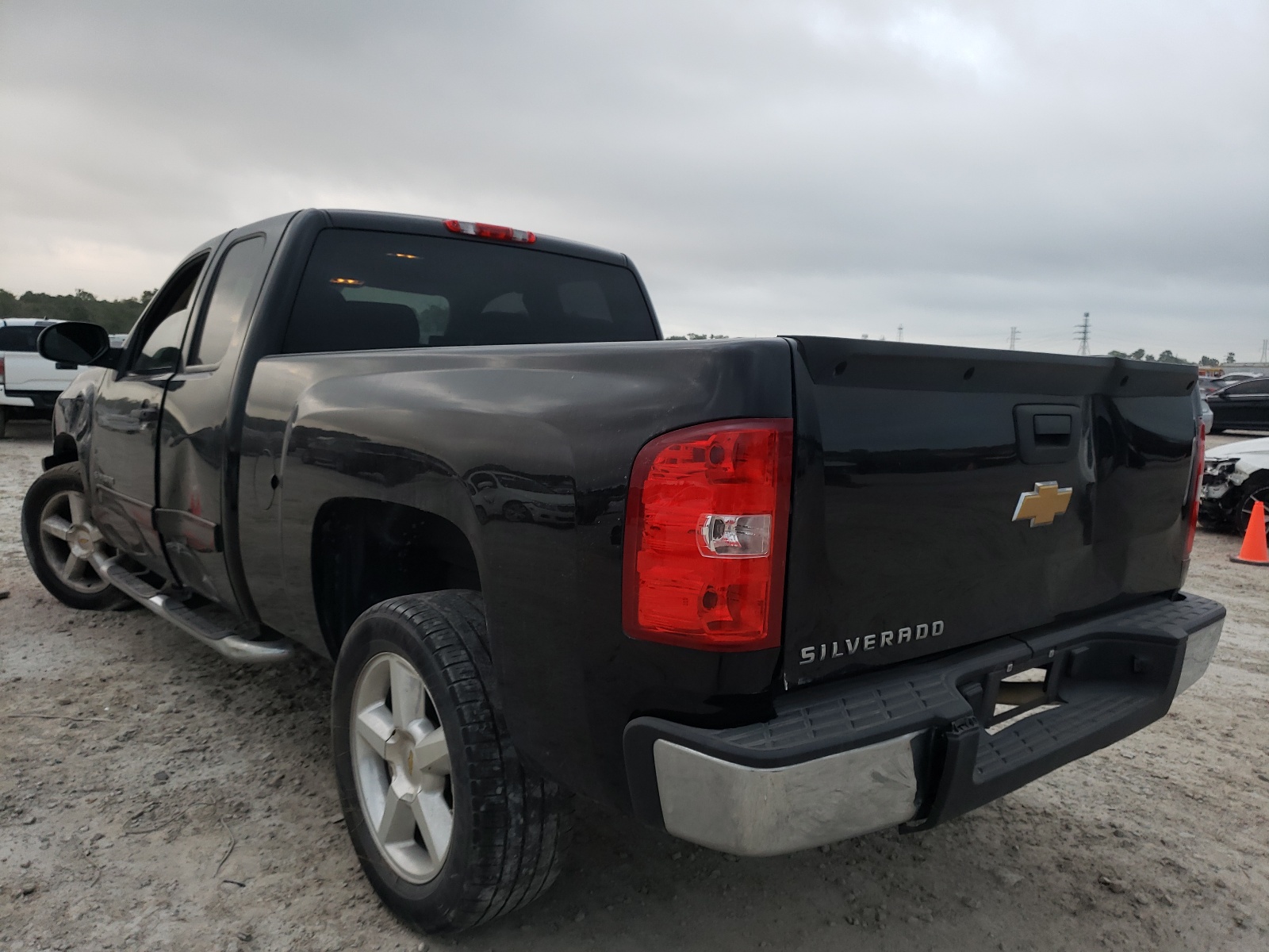 Photo 3 from auction – 2012 CHEVROLET SILVERADO with VIN 1GCRCREAXCZ215941