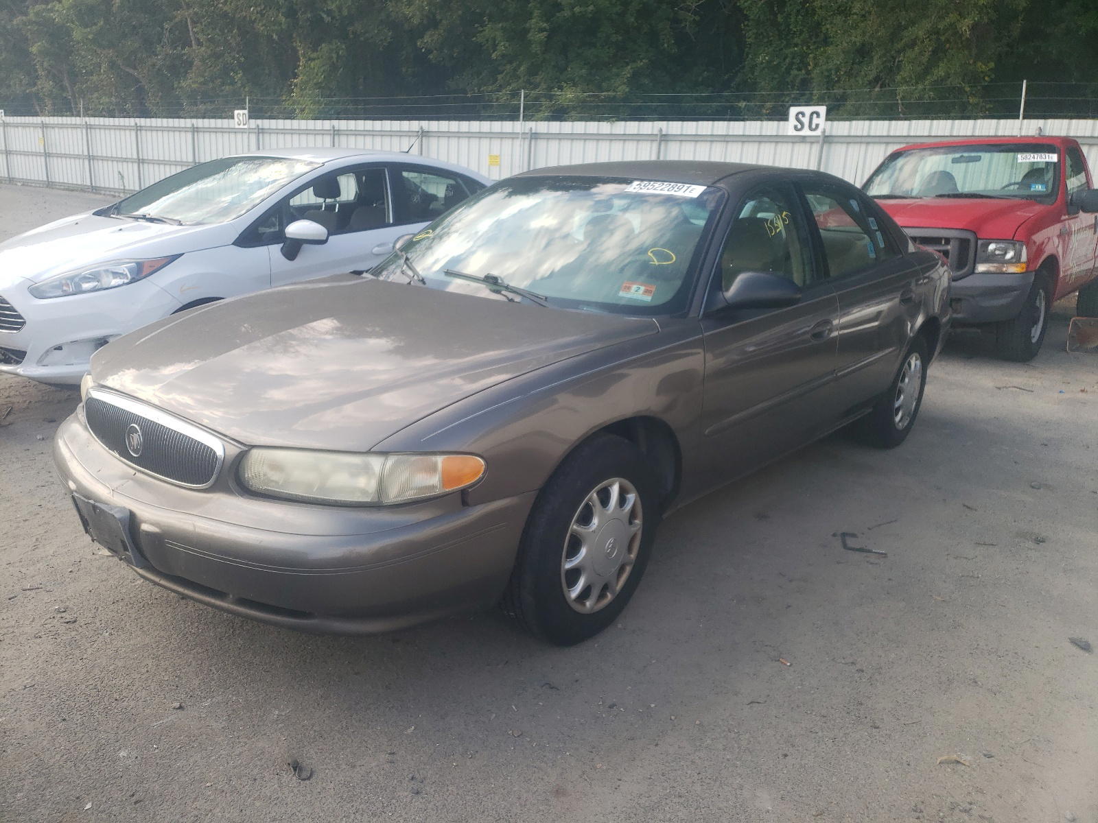 Photo 2 from auction – 2004 BUICK CENTURY CU with VIN 2G4WS52J641222393