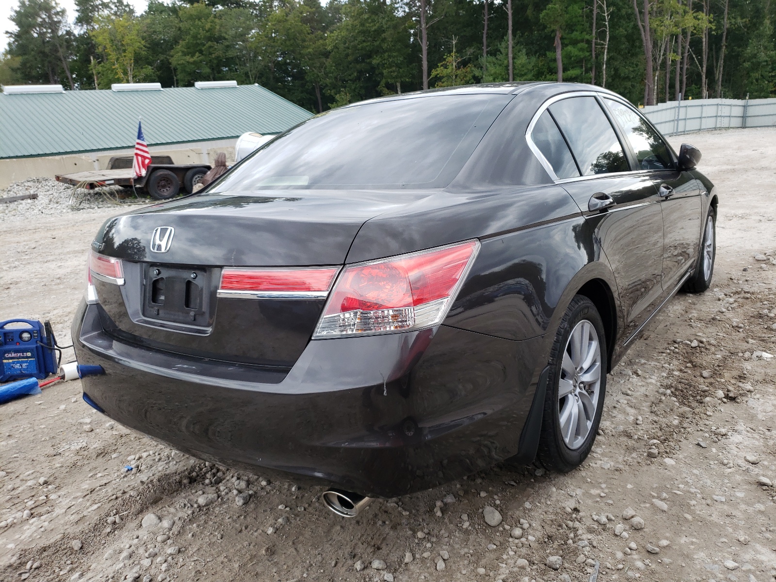 Photo 4 from auction – 2011 HONDA ACCORD EX with VIN 1HGCP2F76BA063174