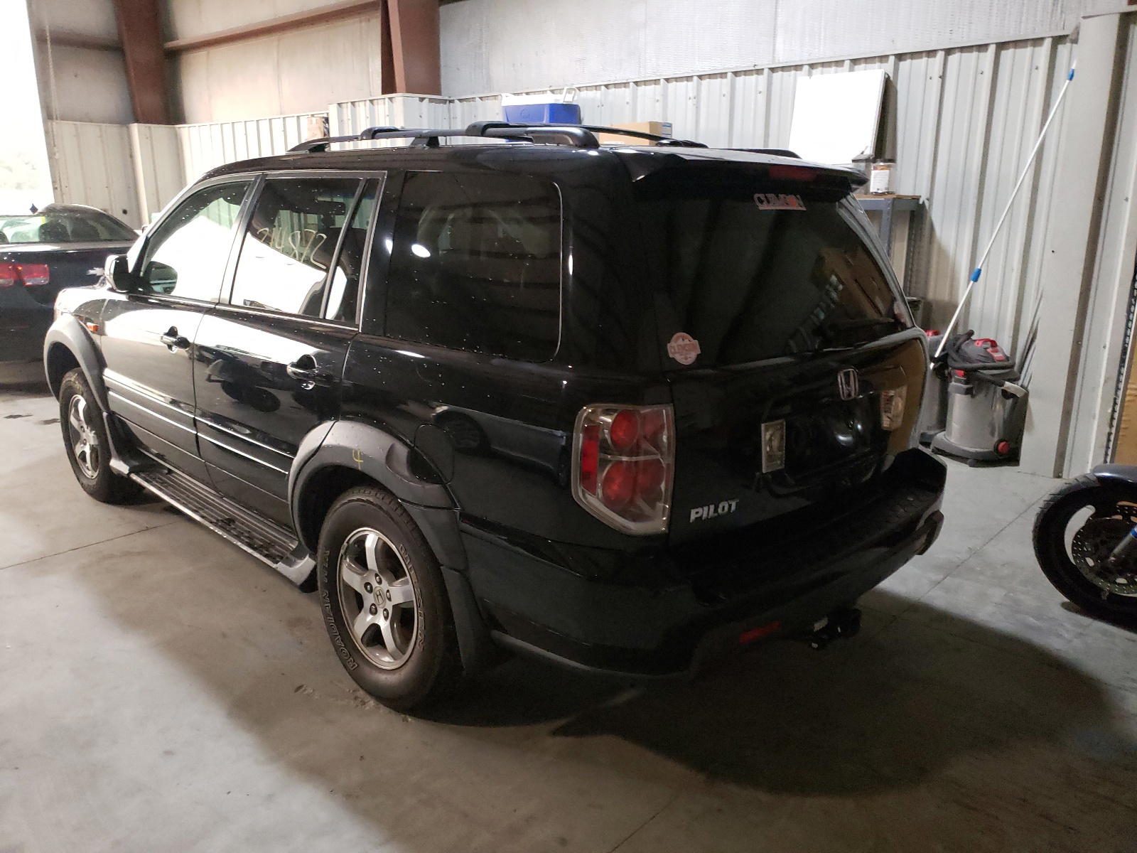 Photo 3 from auction – 2008 HONDA PILOT with VIN 5FNYF28538B011066