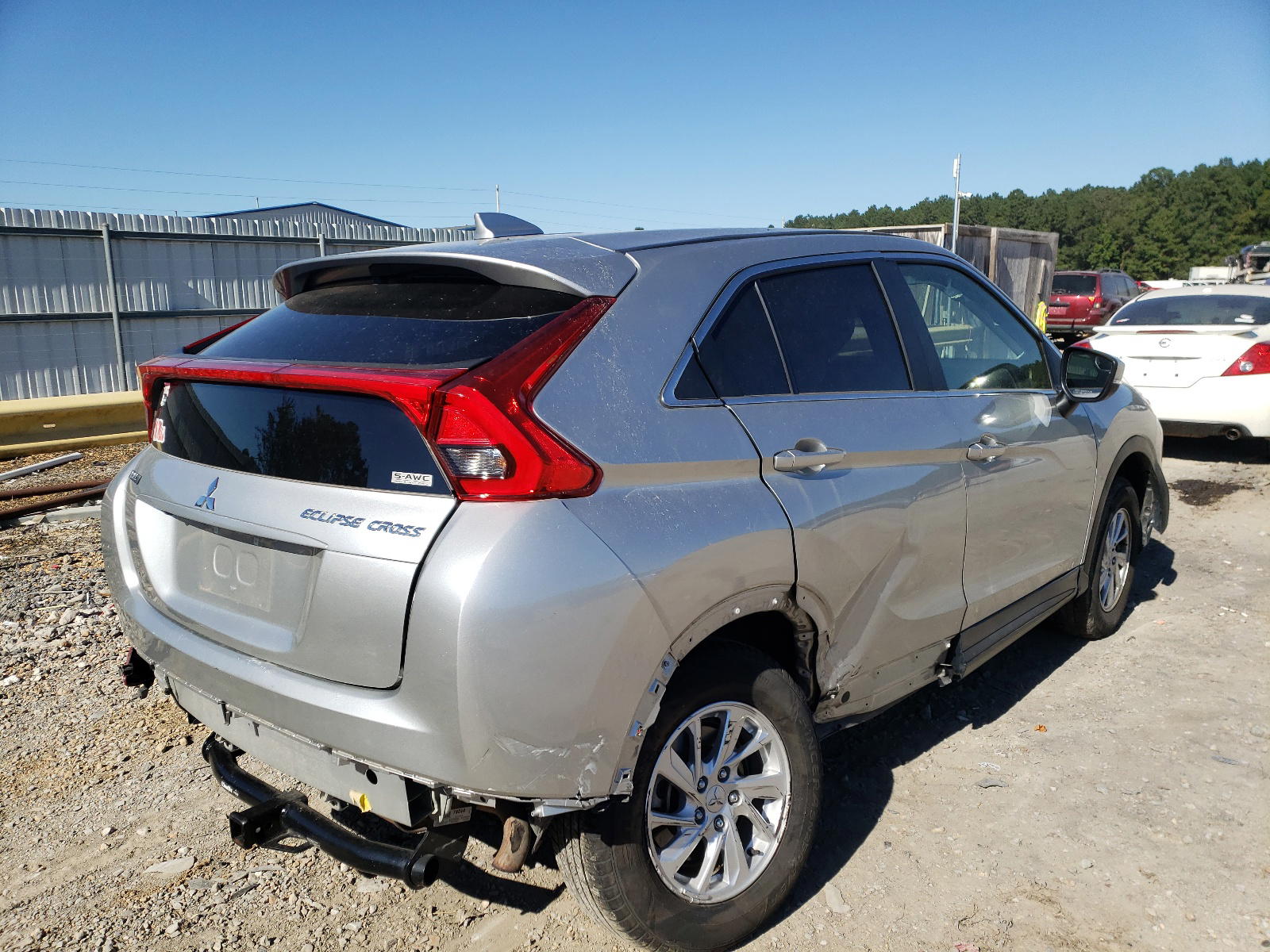 Photo 4 from auction – 2019 MITSUBISHI ECLIPSE CR with VIN JA4AT3AA2KZ047060