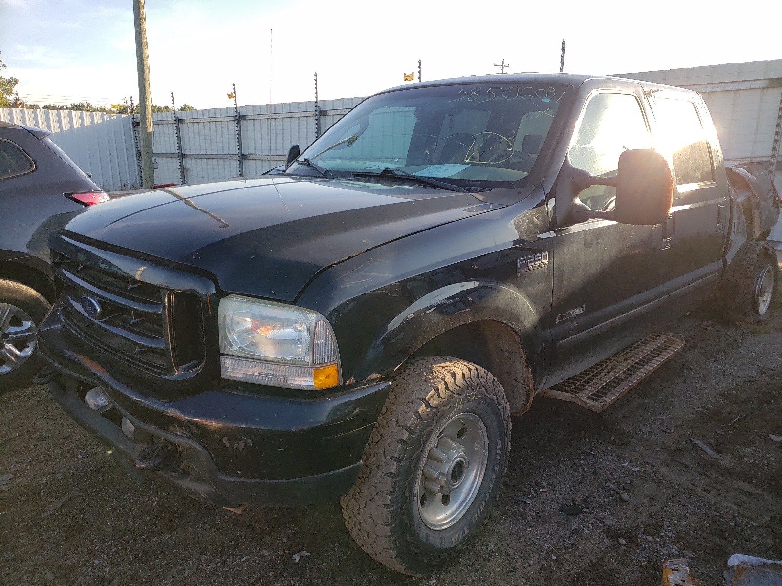Photo 2 from auction – 2004 FORD F250 SUPER with VIN 1FTNW21P44EC58753