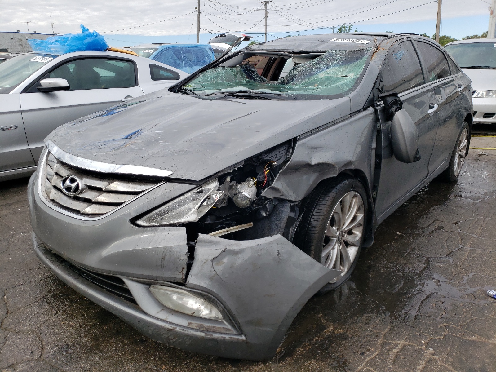 Photo 2 from auction – 2013 HYUNDAI SONATA SE with VIN 5NPEC4AC0DH678849