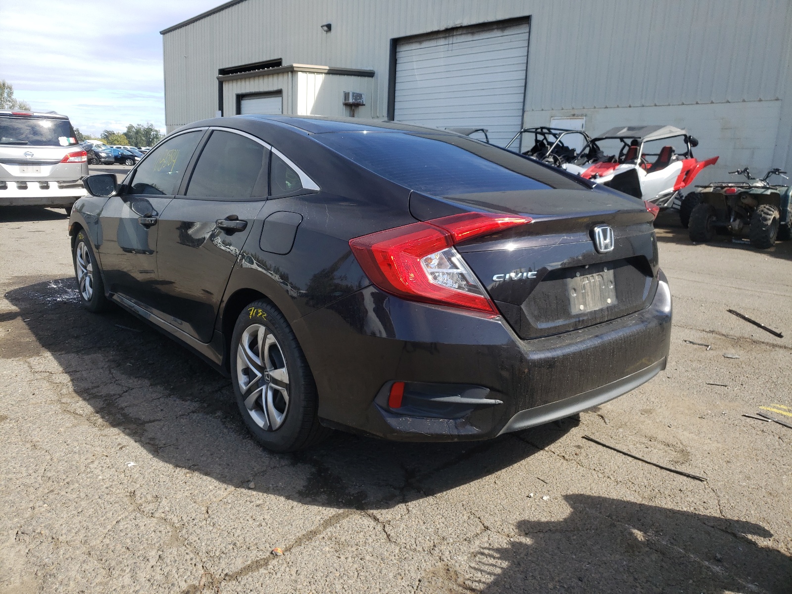 Photo 3 from auction – 2016 HONDA CIVIC LX with VIN 19XFC2F52GE204428
