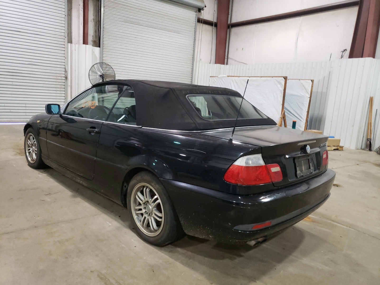Photo 3 from auction – 2005 BMW 325 CI with VIN WBABW33445PL35460