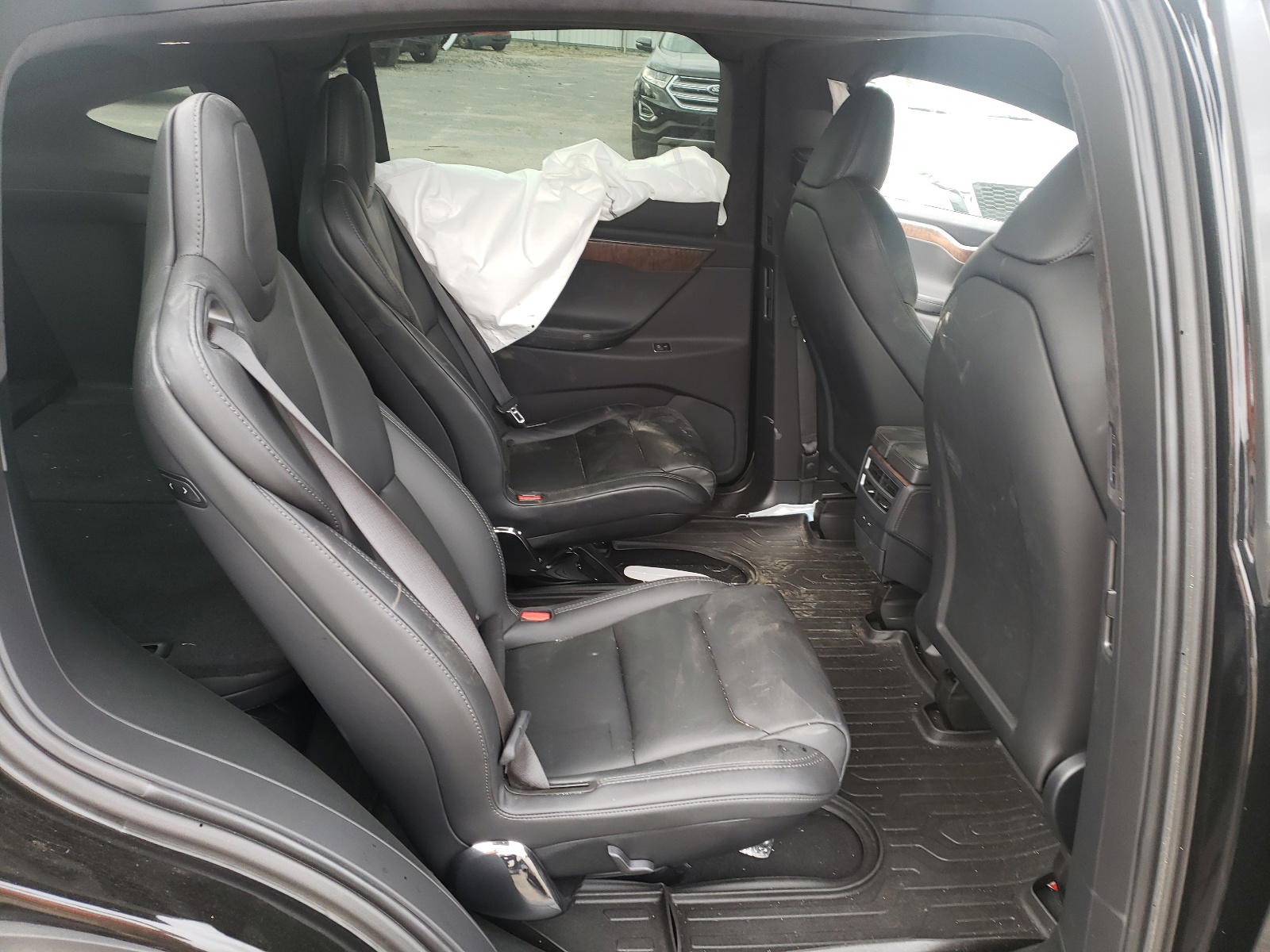 Photo 6 from auction – 2020 TESLA MODEL X with VIN 5YJXCBE21LF239803