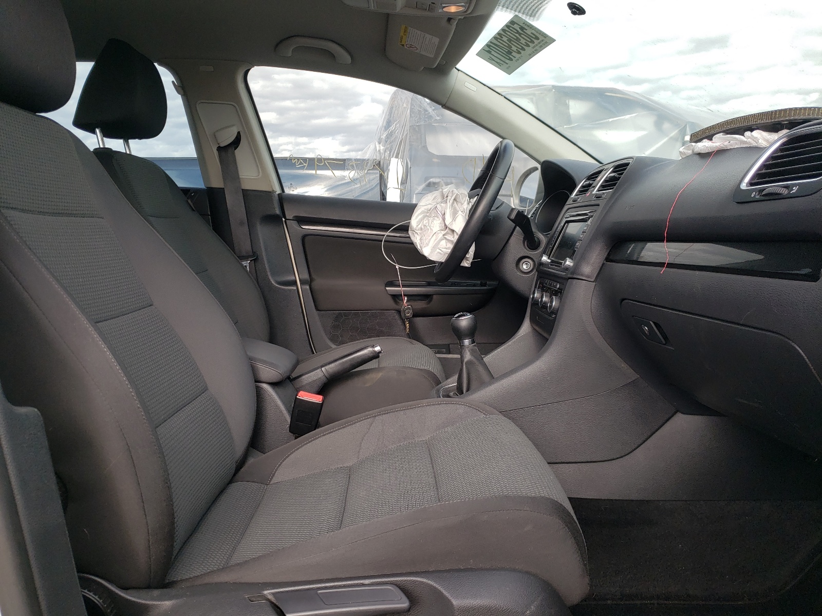Photo 5 from auction – 2012 VOLKSWAGEN JETTA TDI with VIN 3VWML7AJ8CM631537