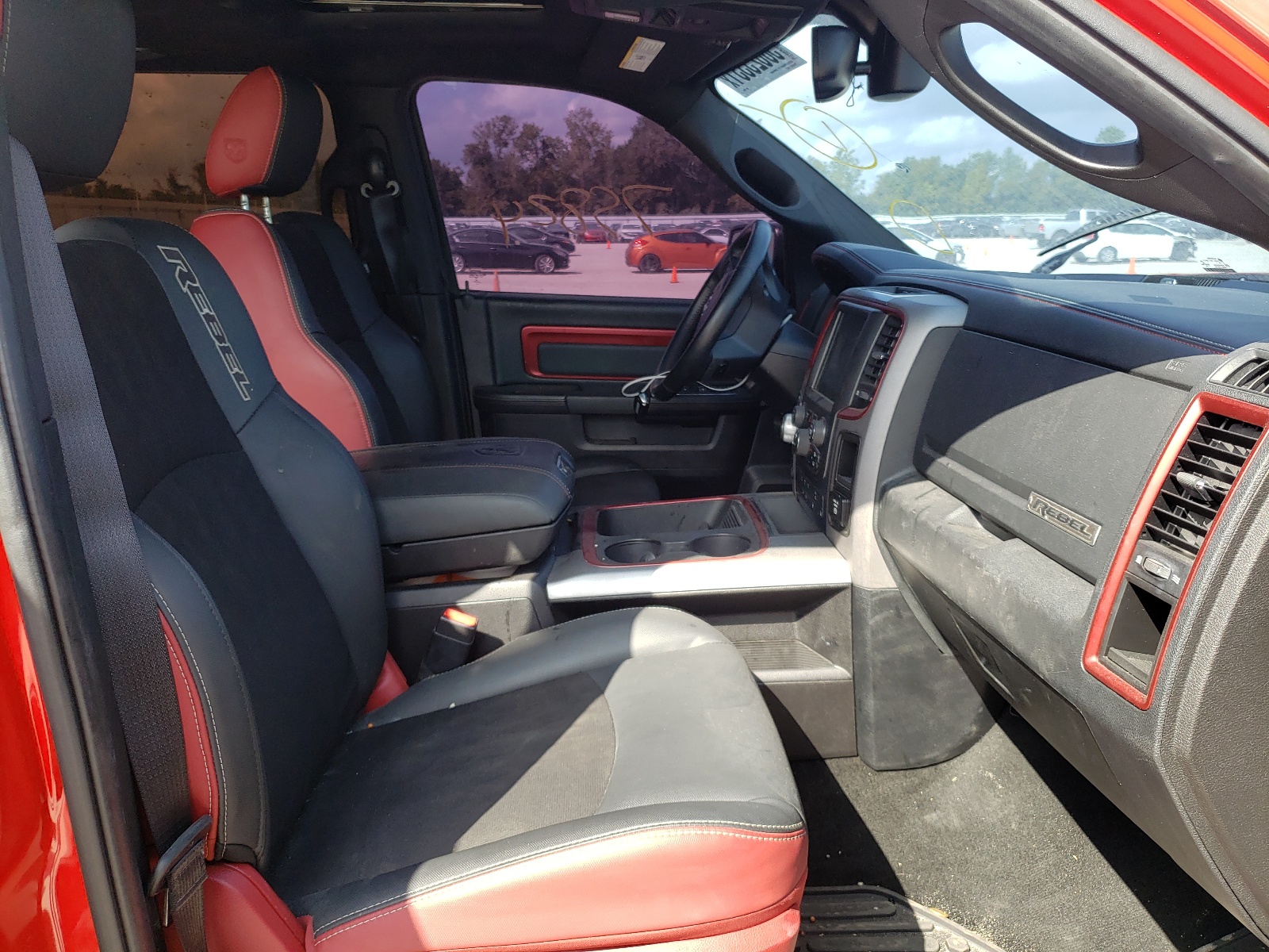 Photo 5 from auction – 2016 RAM 1500 REBEL with VIN 1C6RR7YT7GS375507